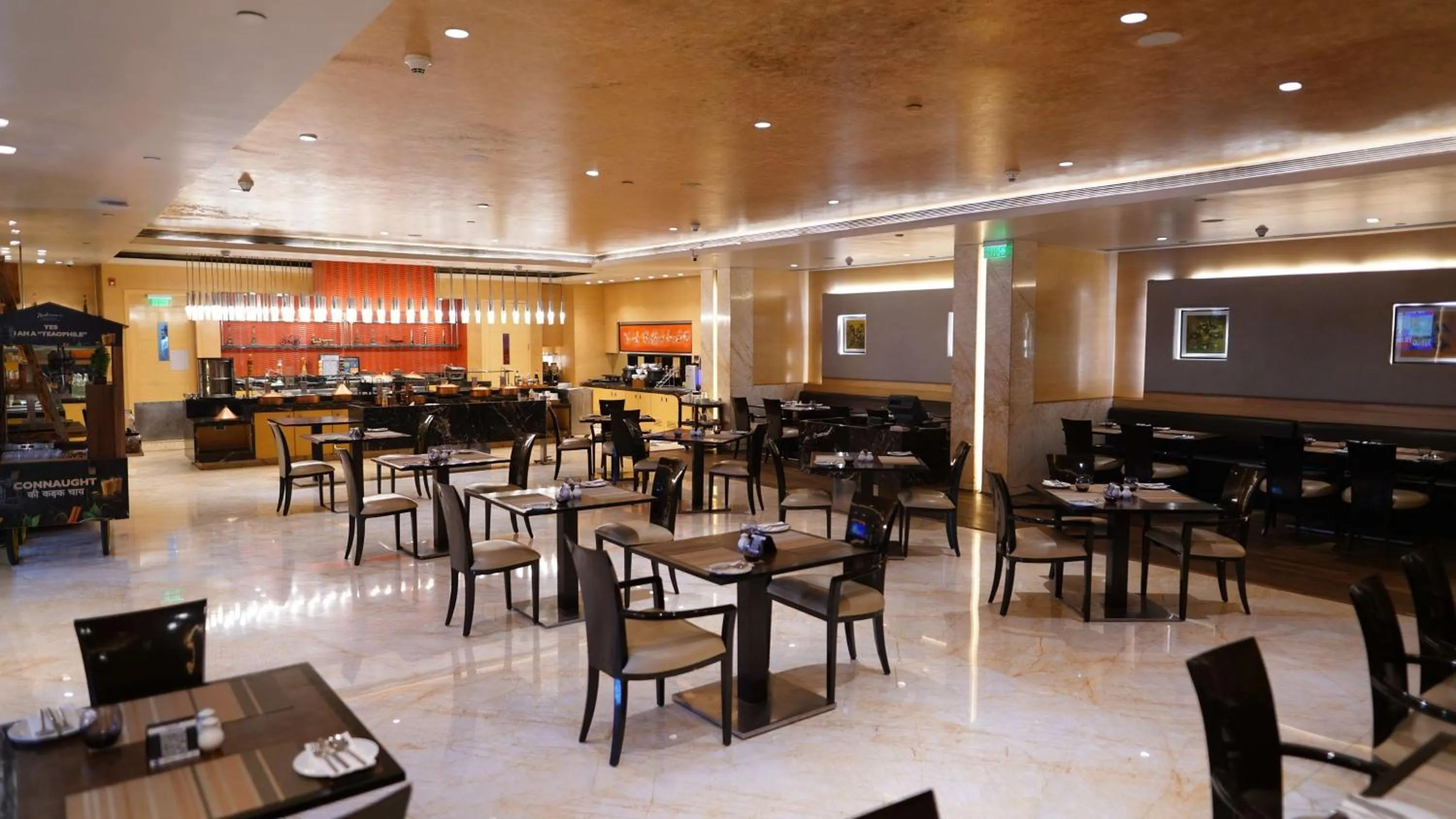 Restaurant/places to eat in Radisson Blu Marina Hotel Connaught Place
