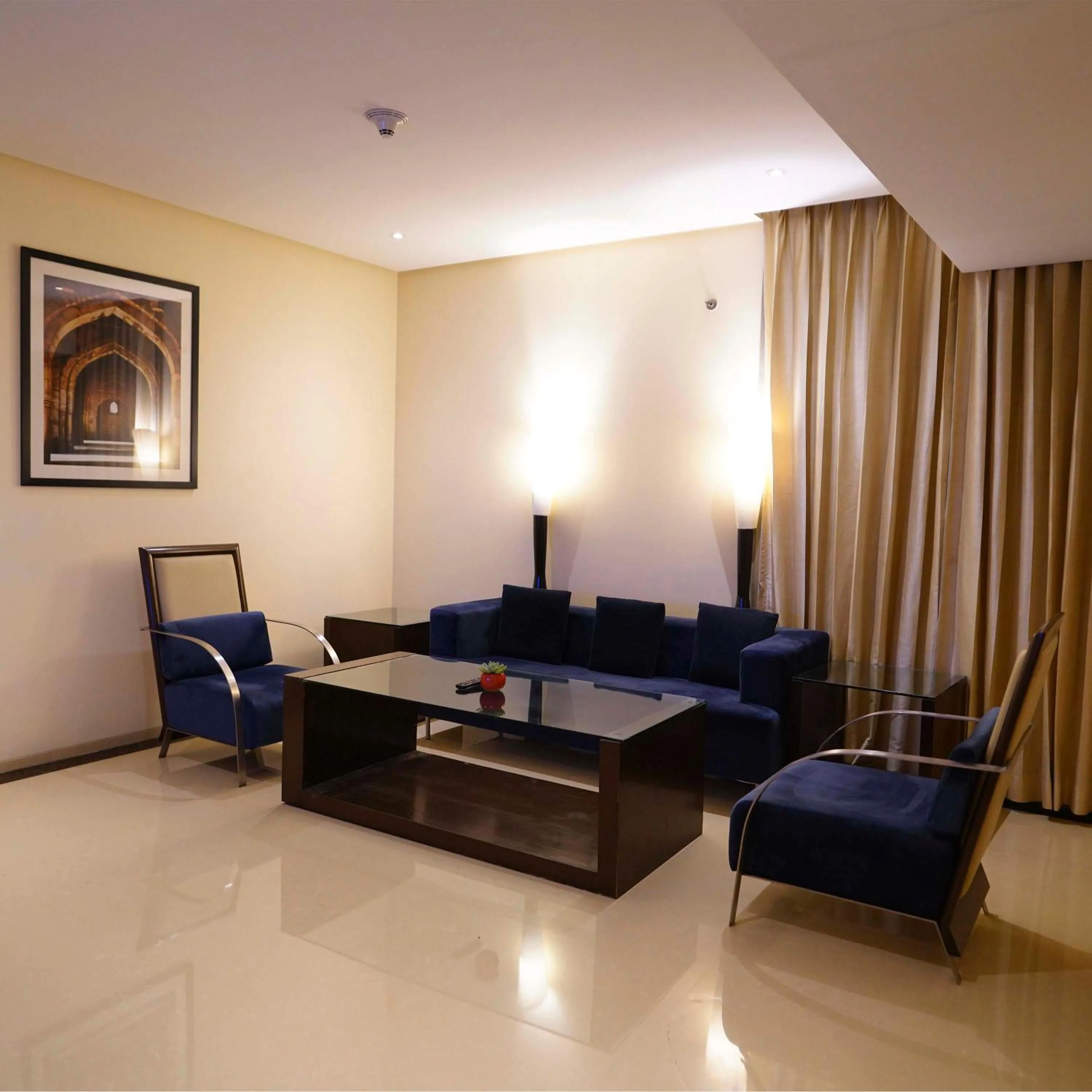 Living room in Radisson Blu Marina Hotel Connaught Place