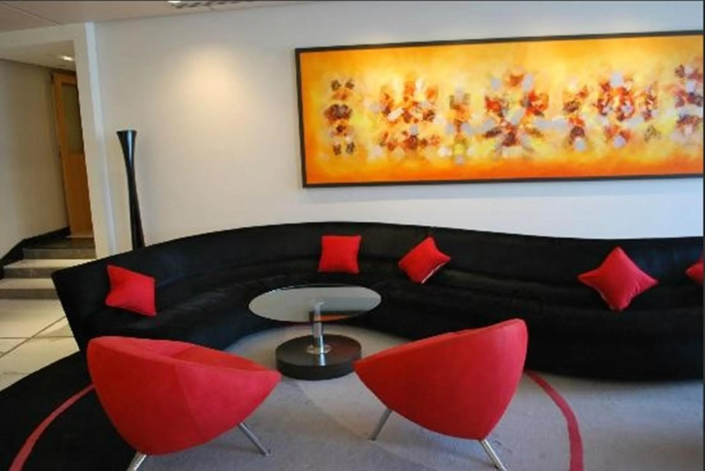 Lounge or bar in Radisson Blu Marina Hotel Connaught Place