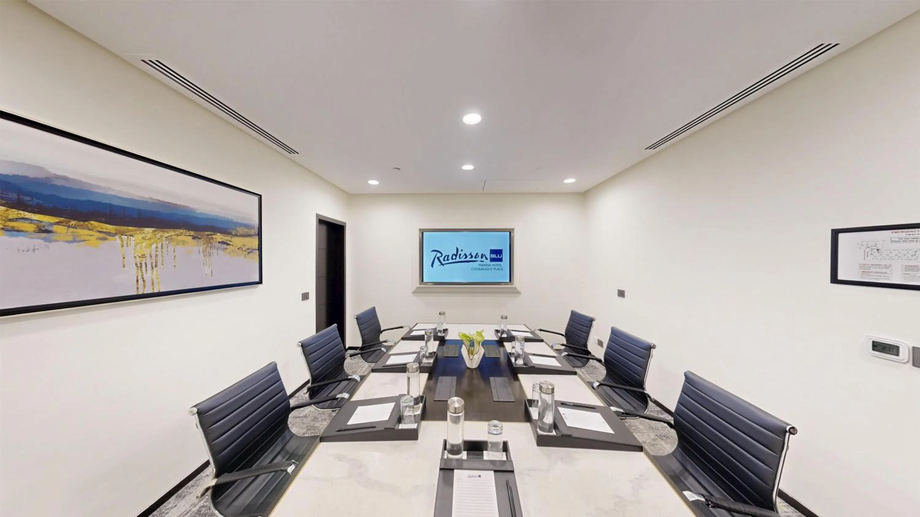 Meeting/conference room in Radisson Blu Marina Hotel Connaught Place