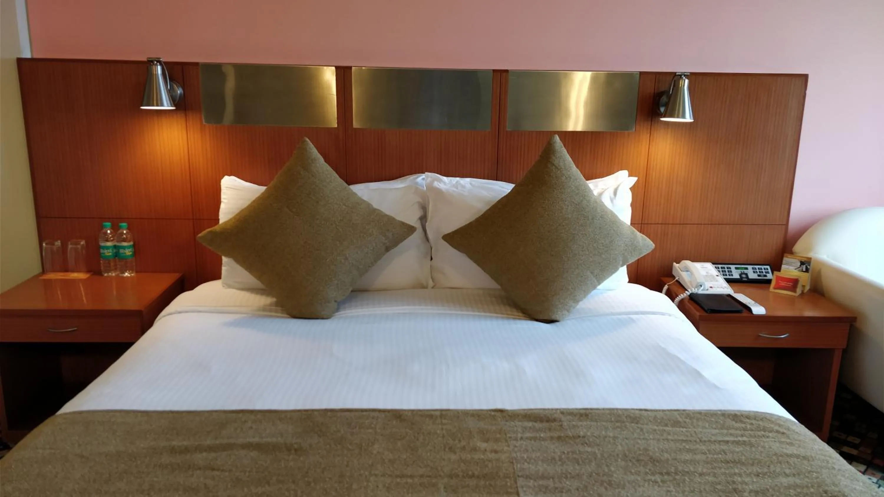 Bed in The Suryaa New Delhi