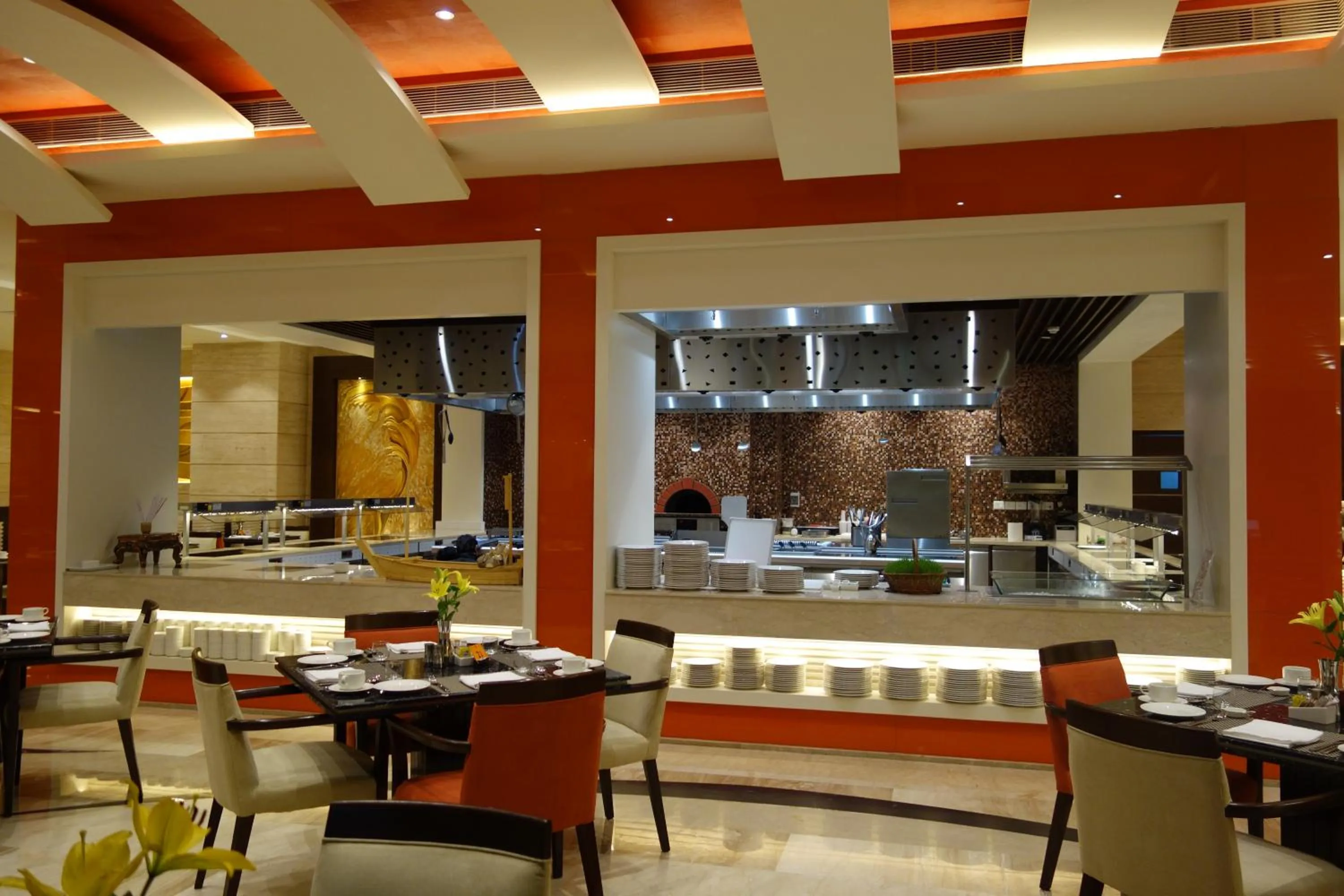 Meals in The Suryaa New Delhi