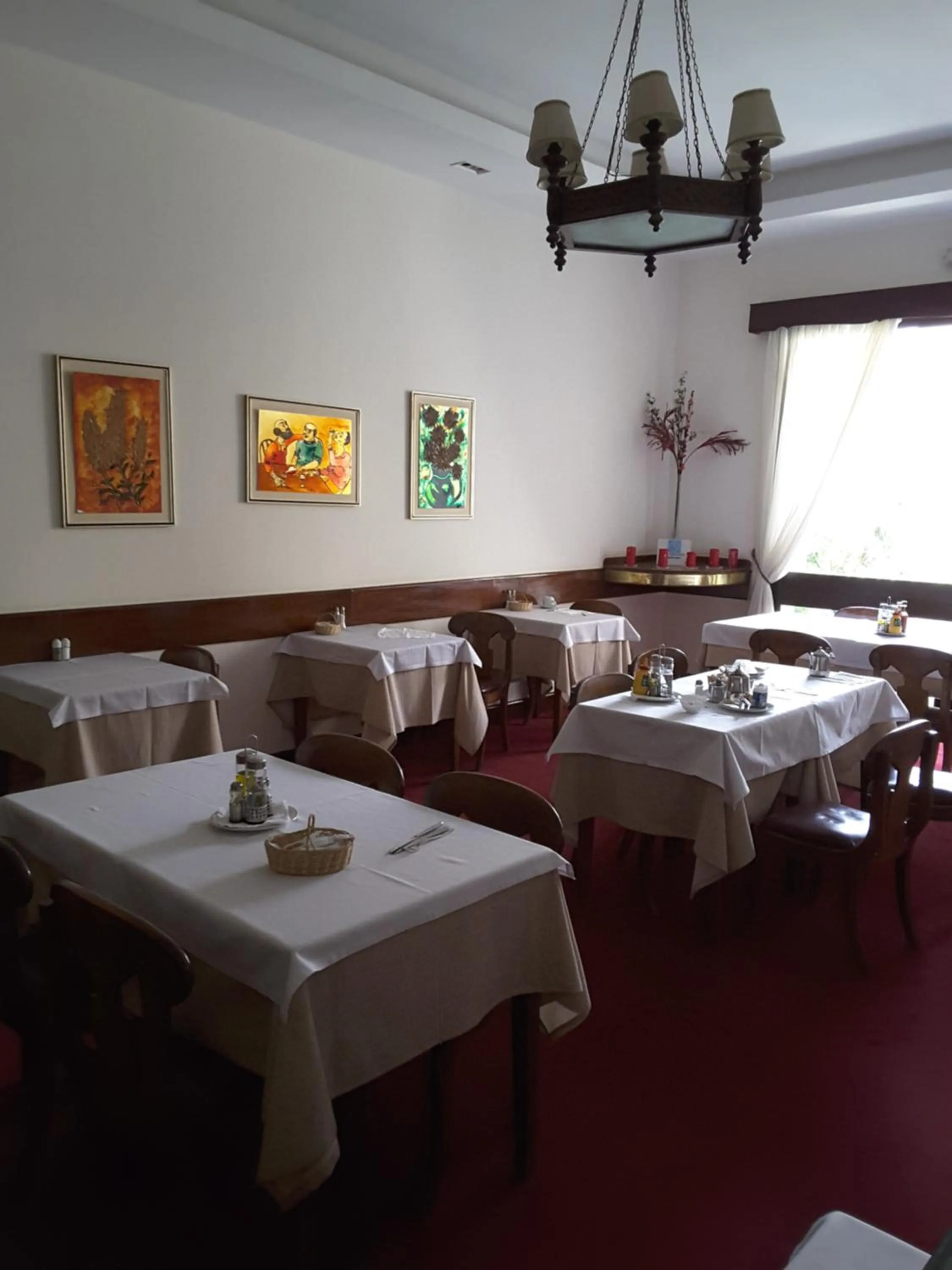 Restaurant/places to eat in Horus House Hotel Zamalek