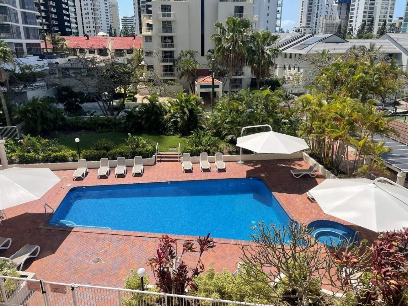 Pool view in The Crest Apartments - Main Beach