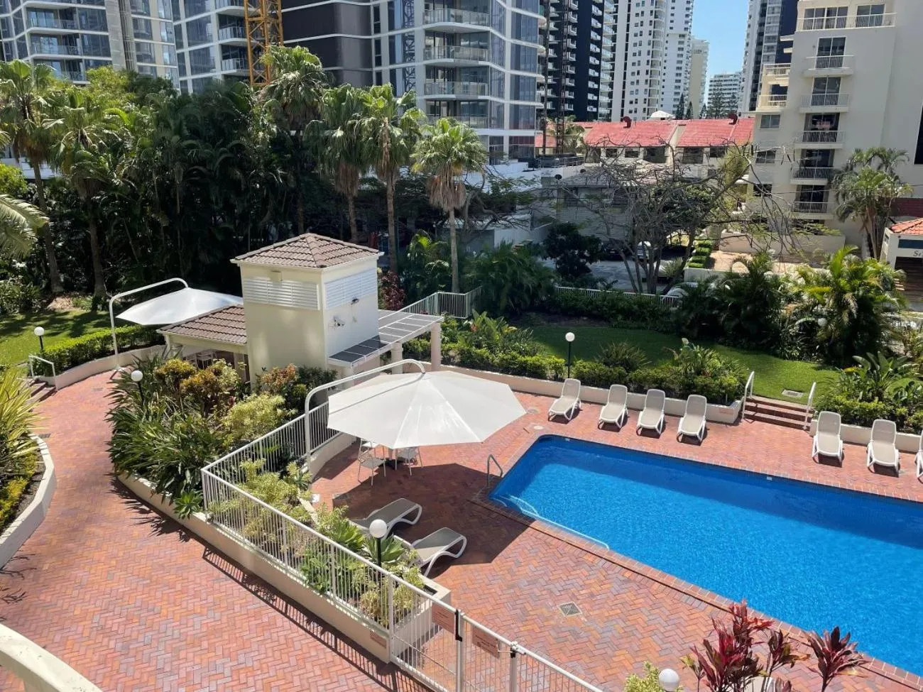 Pool view in The Crest Apartments - Main Beach