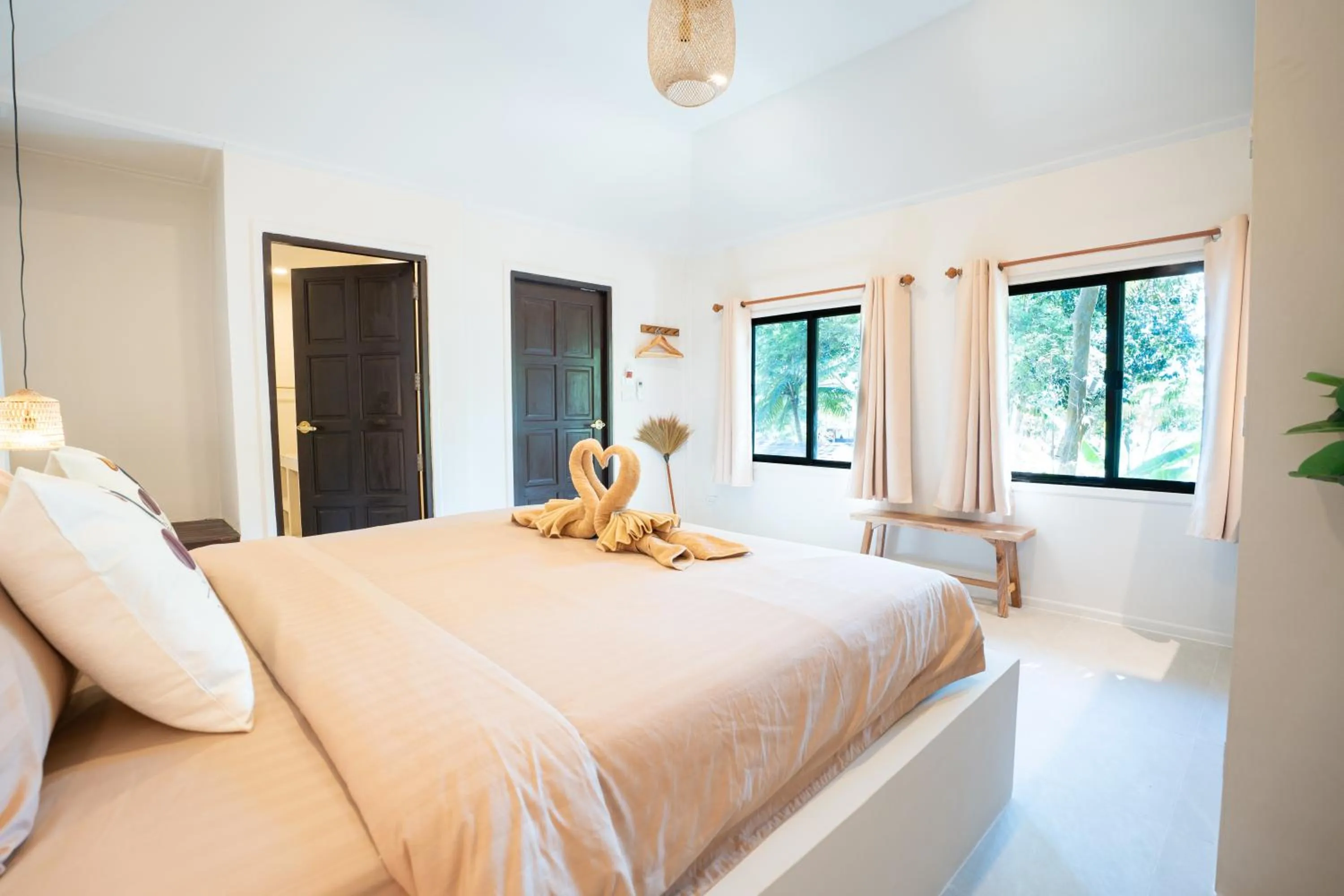 Bed in Relax Bay Beach Resort