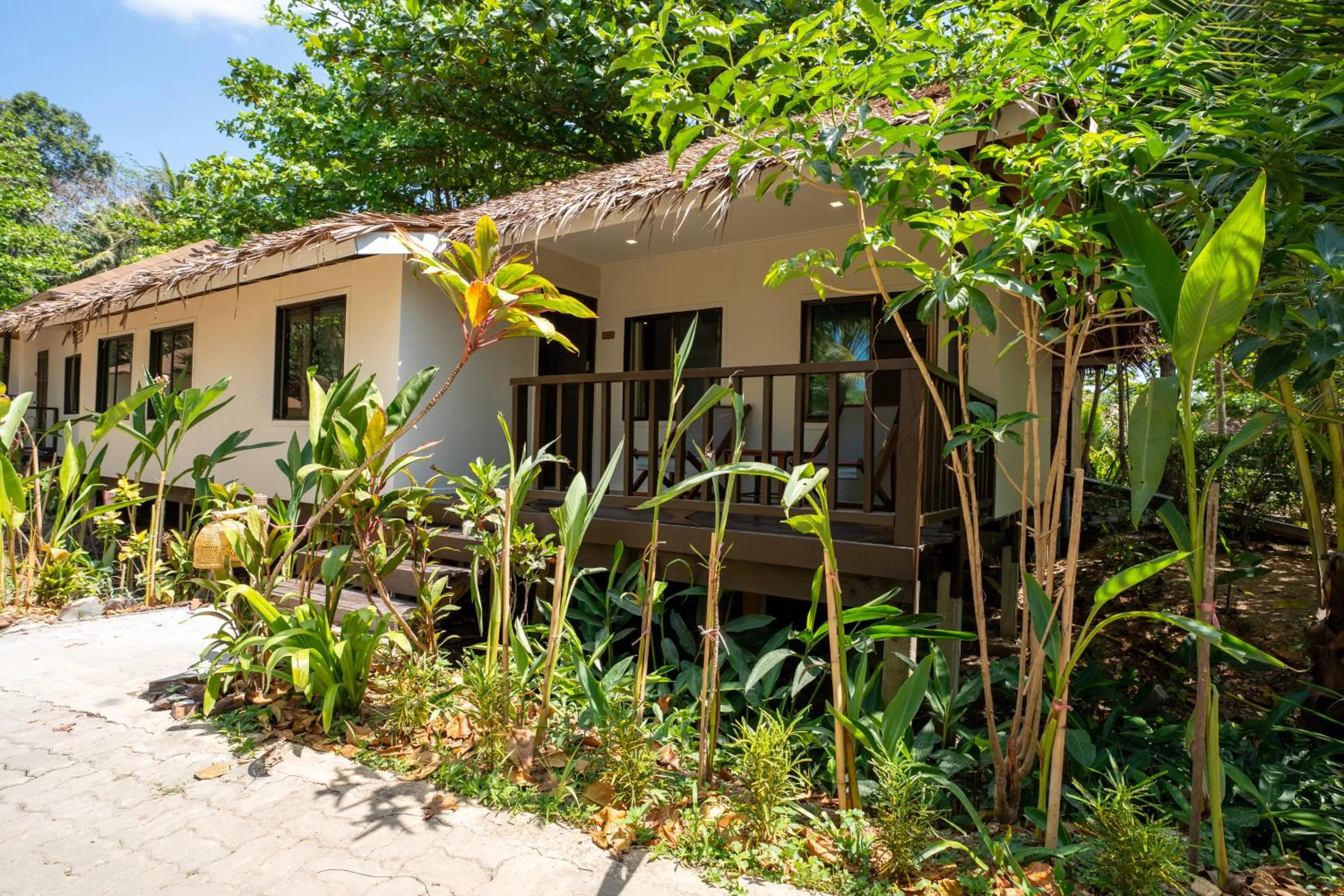 Relax Bay Beach Resort