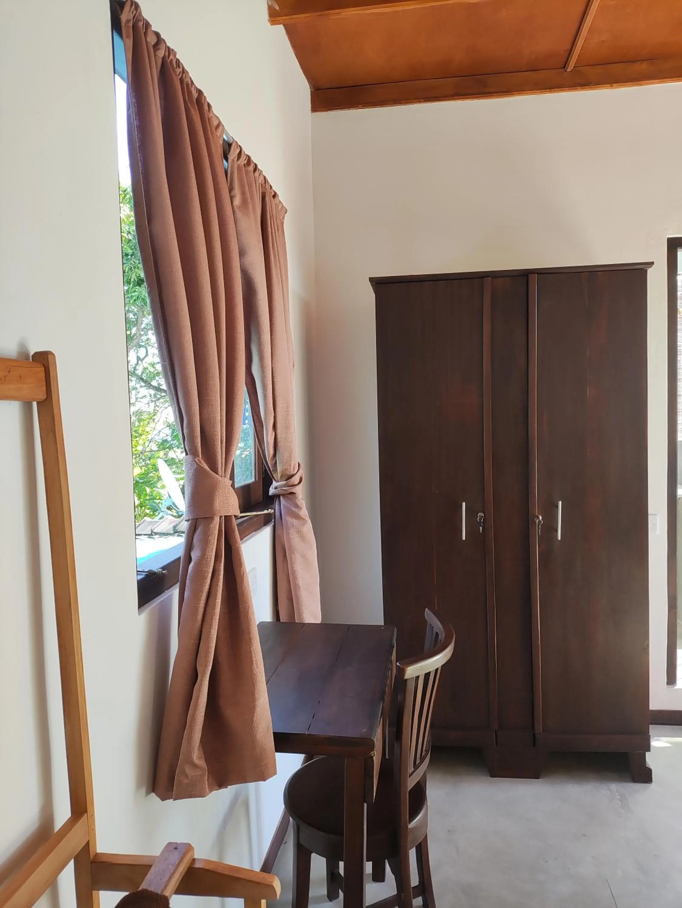 Superior King Room in Arazo villa