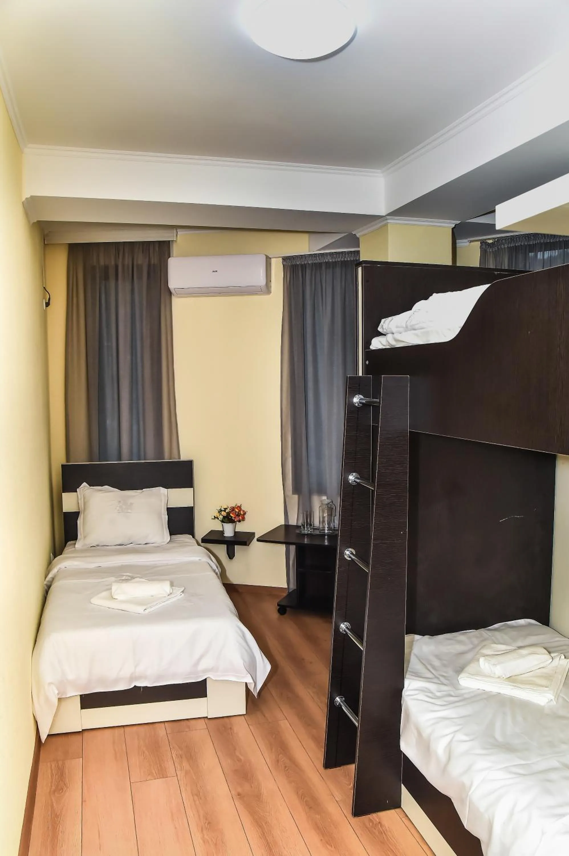 Triple Room in Gelati Tower