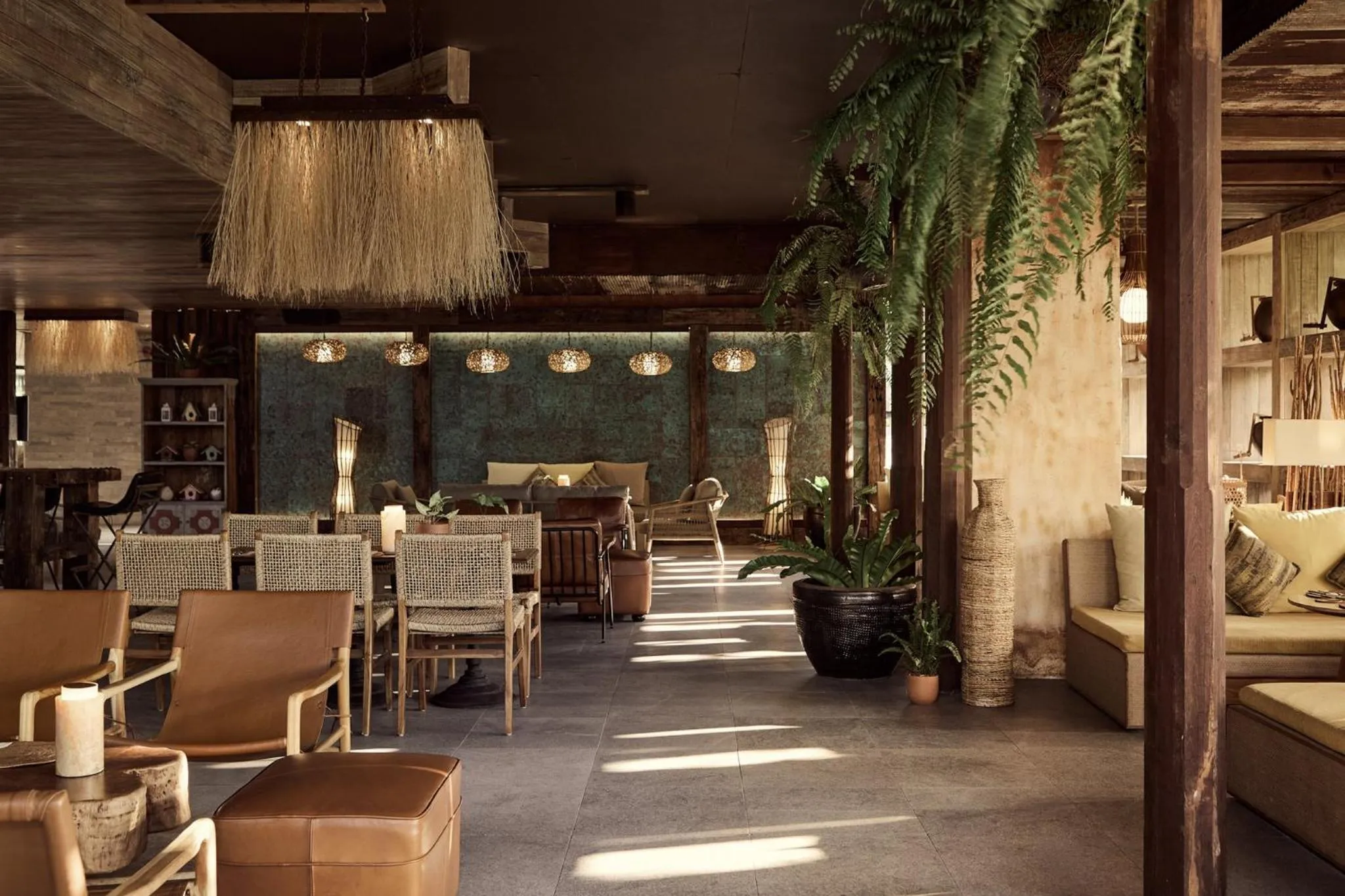 Restaurant/places to eat in Dinso Resort & Villas Phuket, Vignette Collection by IHG