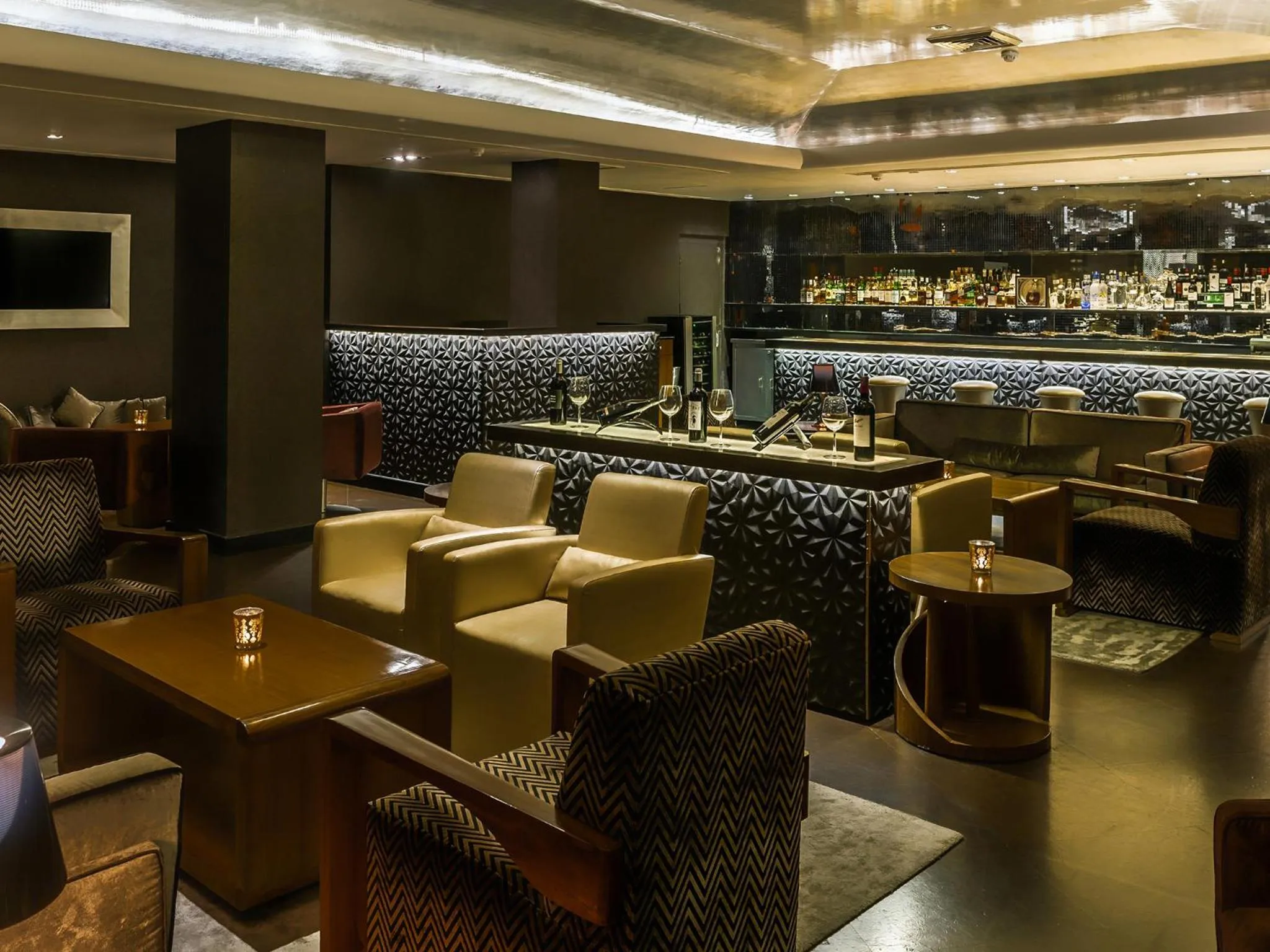 Lounge or bar in The Claridges New Delhi