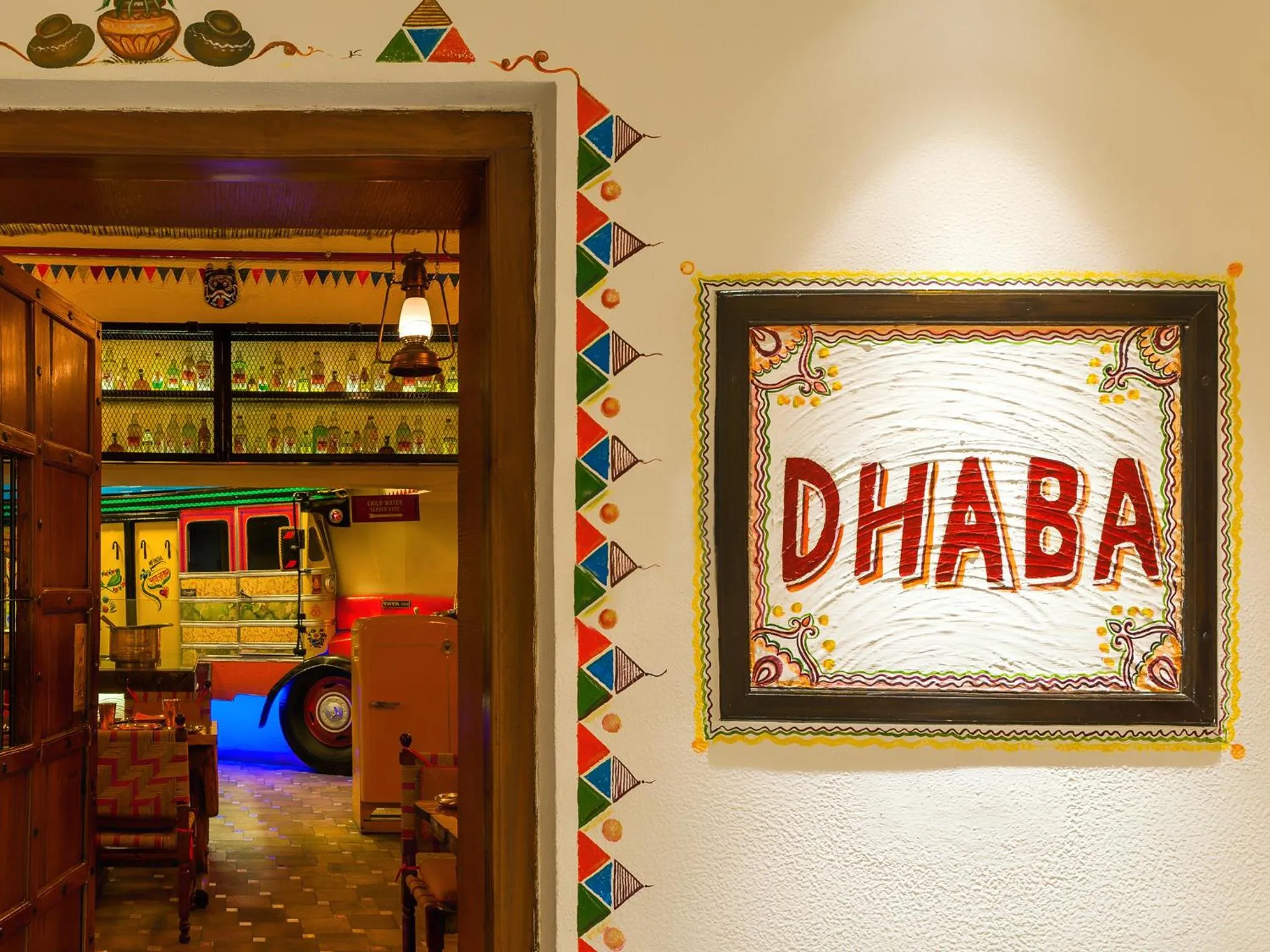 Restaurant/places to eat in The Claridges New Delhi