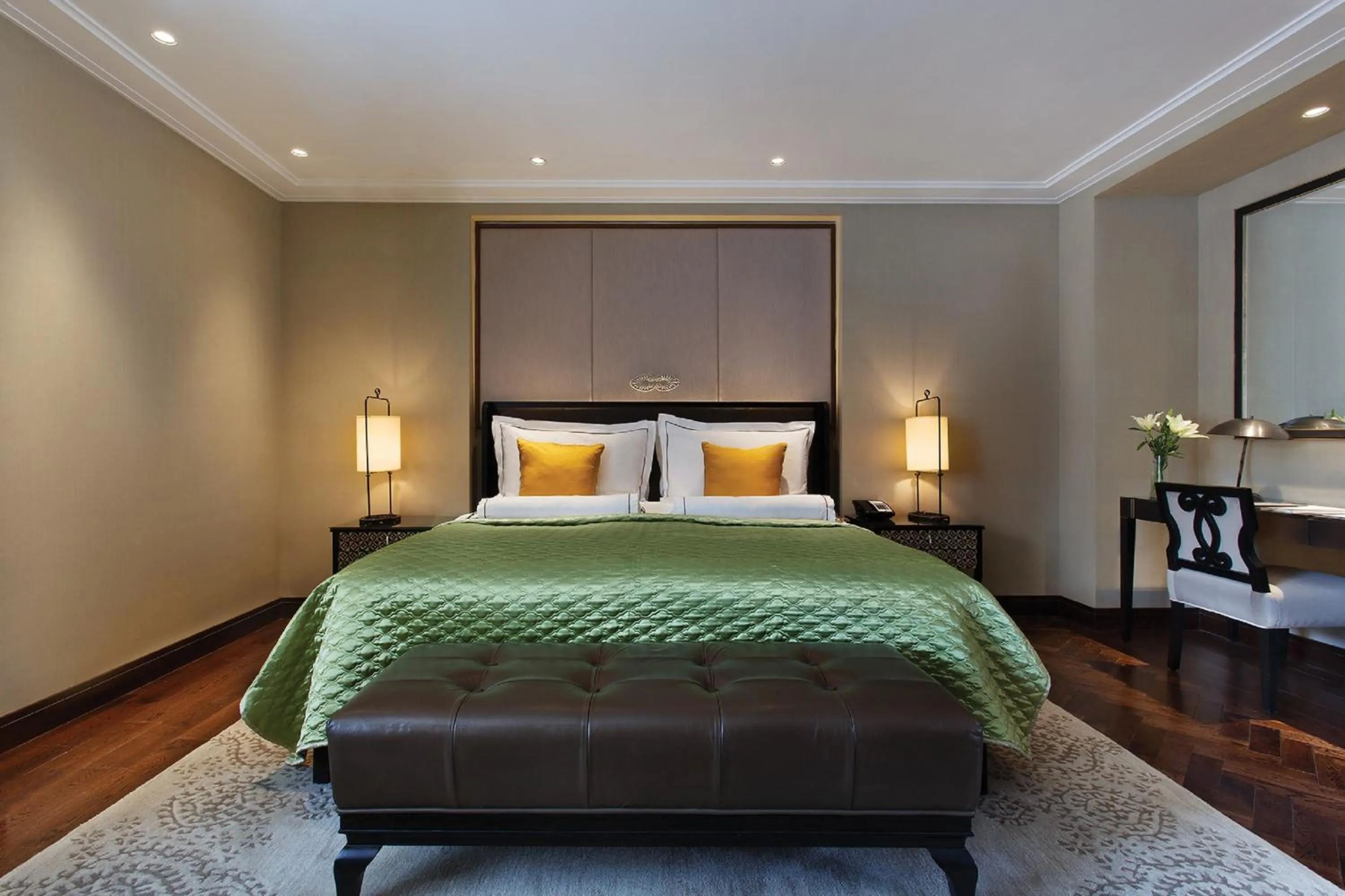 Bed in The Claridges New Delhi