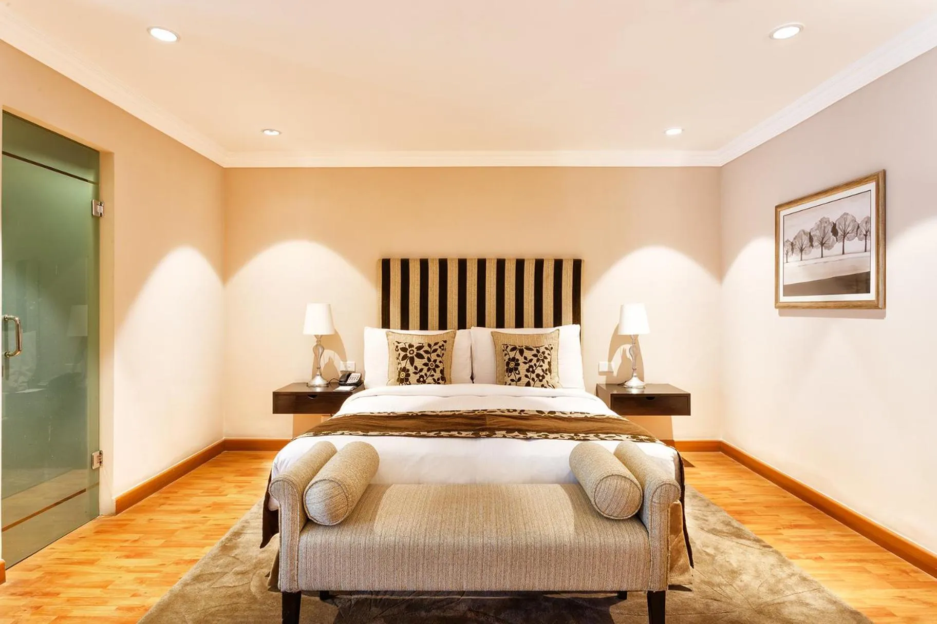 Bedroom, Bed in The Claridges New Delhi