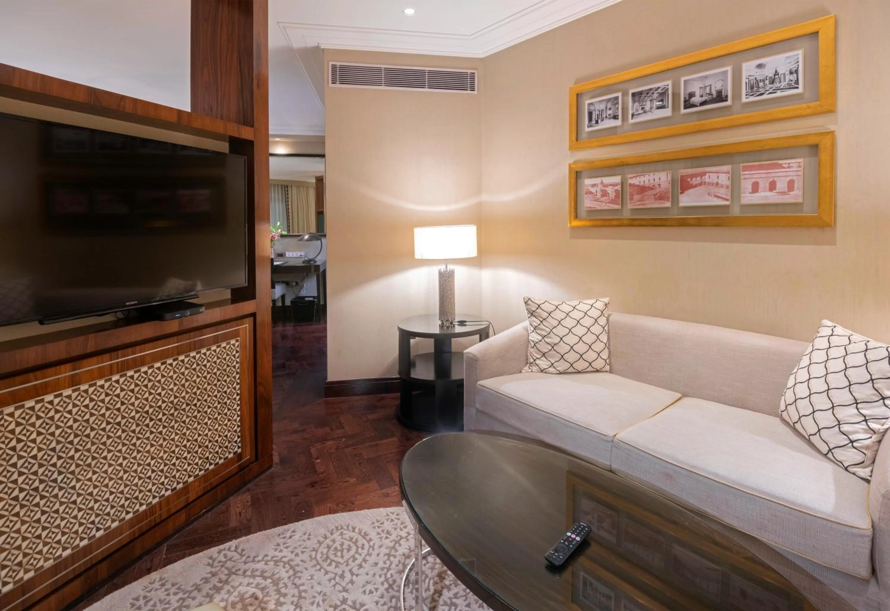 Living room in The Claridges New Delhi