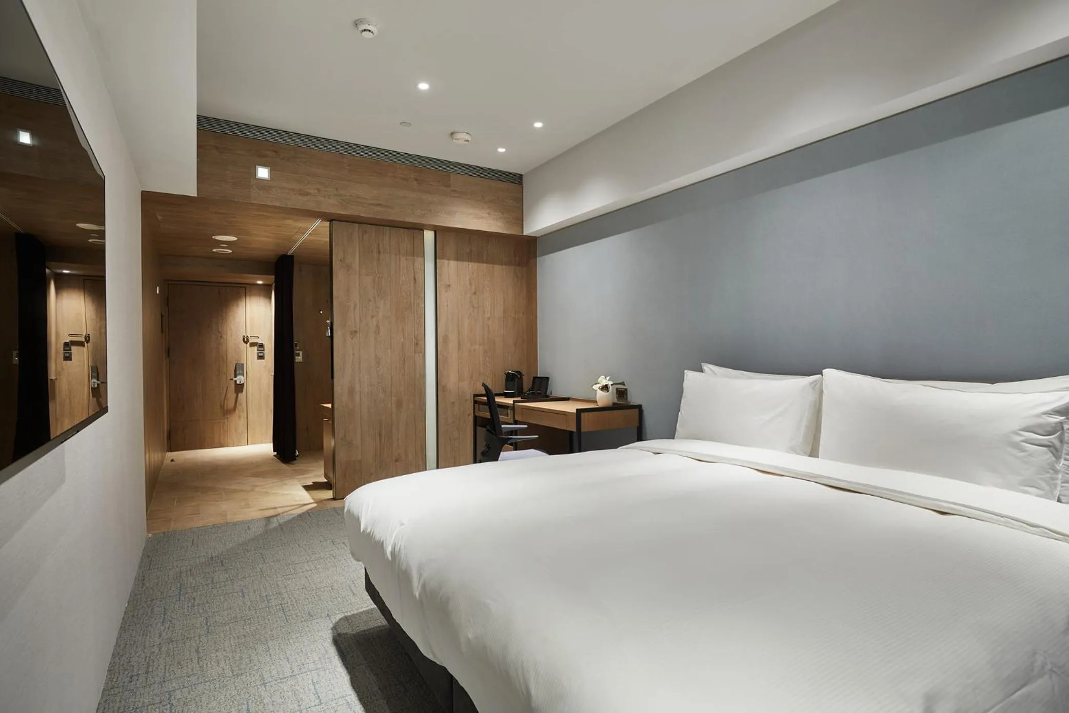 Bed in K Hotel Taipei Nanjing