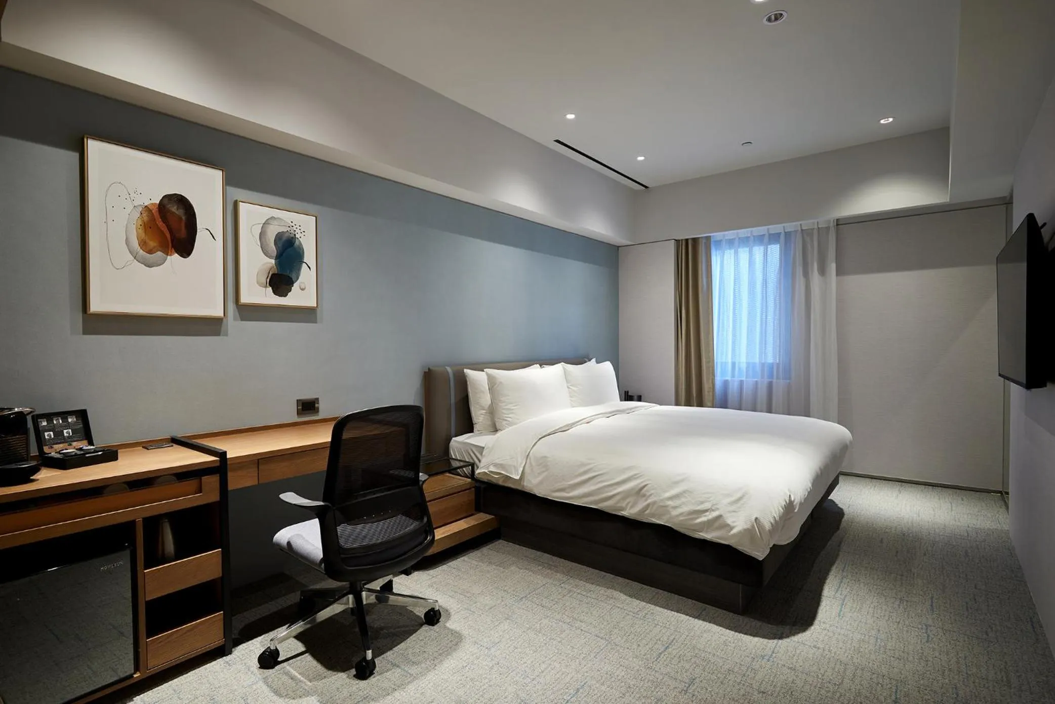 Photo of the whole room, Bed in K Hotel Taipei Nanjing