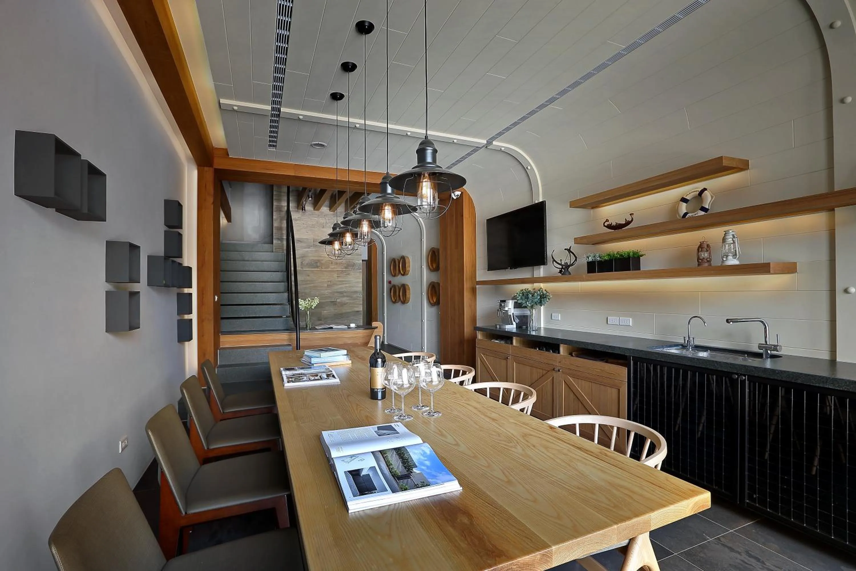 Dining area in Sun Moon Lake Blue Sky Bay B&B