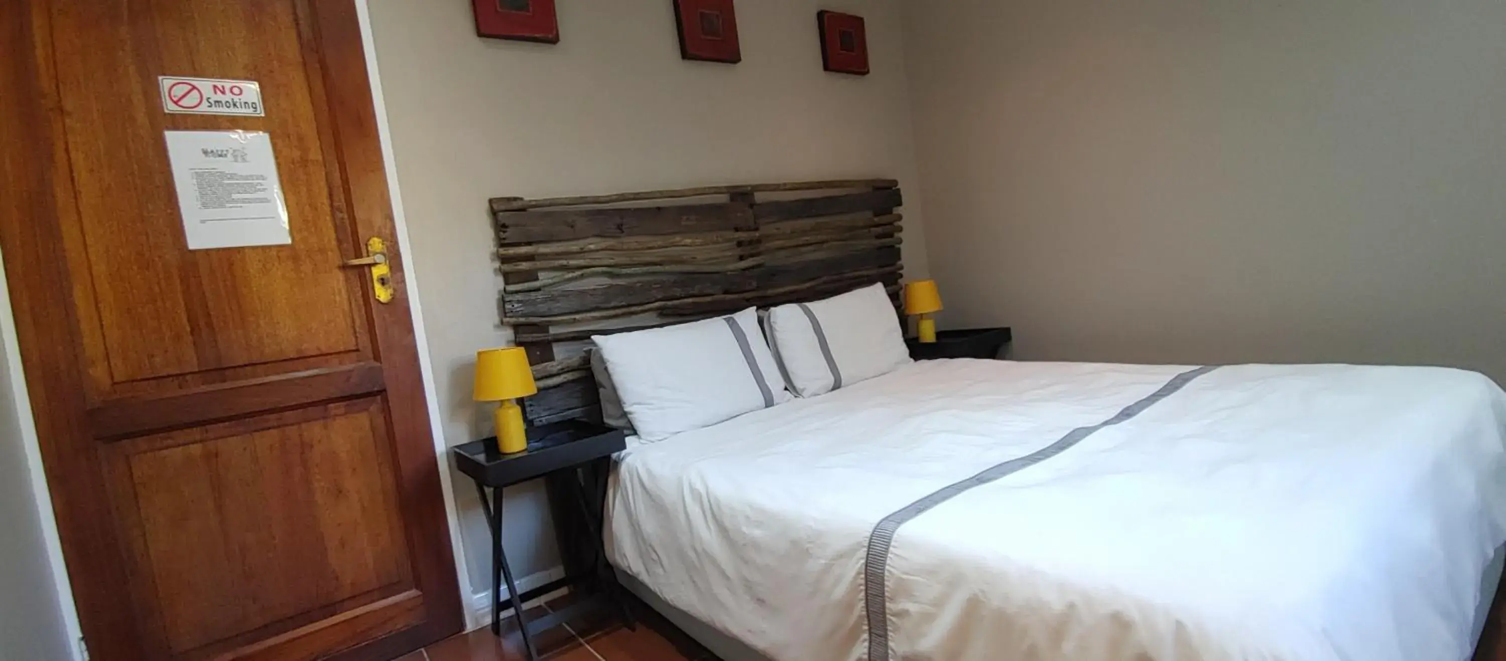 Double Room with Shared Bathroom in Happy Homes - Imhoffs Gift Double Room with Shared Bathroom in Happy Homes - Imhoffs Gift