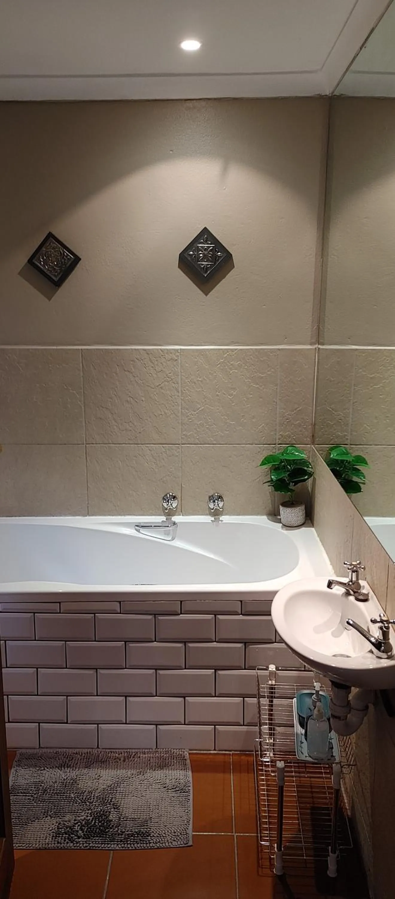 Bathroom in Happy Homes - Imhoffs Gift