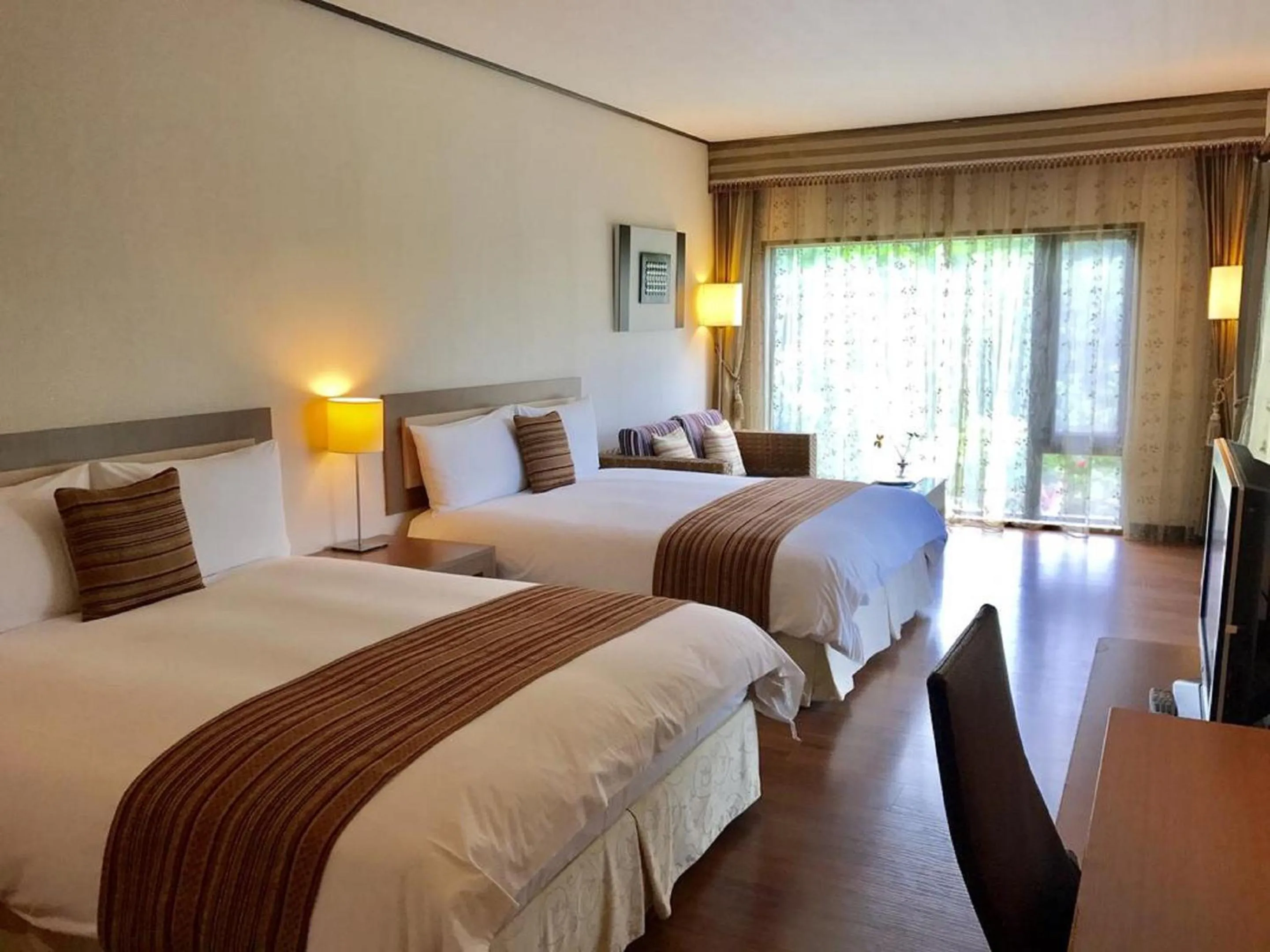 Photo of the whole room, Bed in Kanazawa House