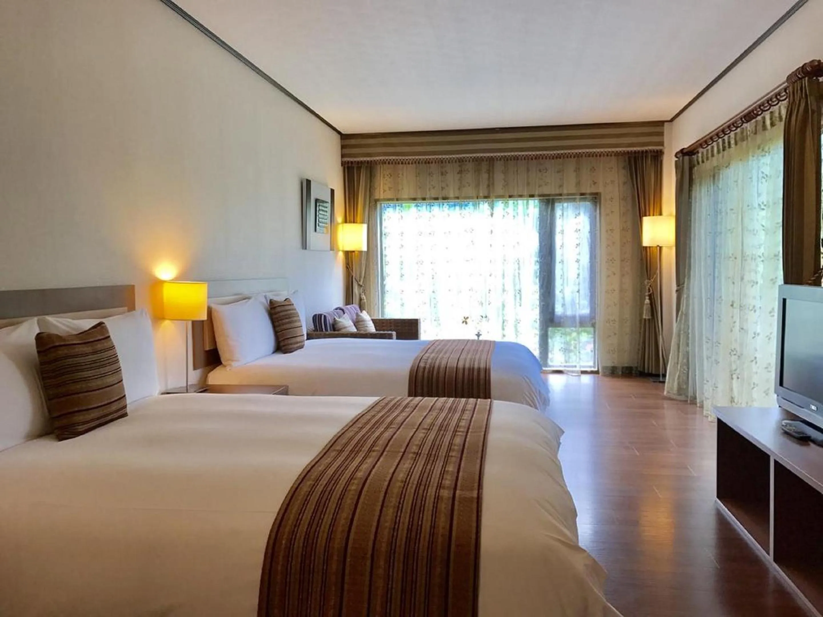 Bed in Kanazawa House