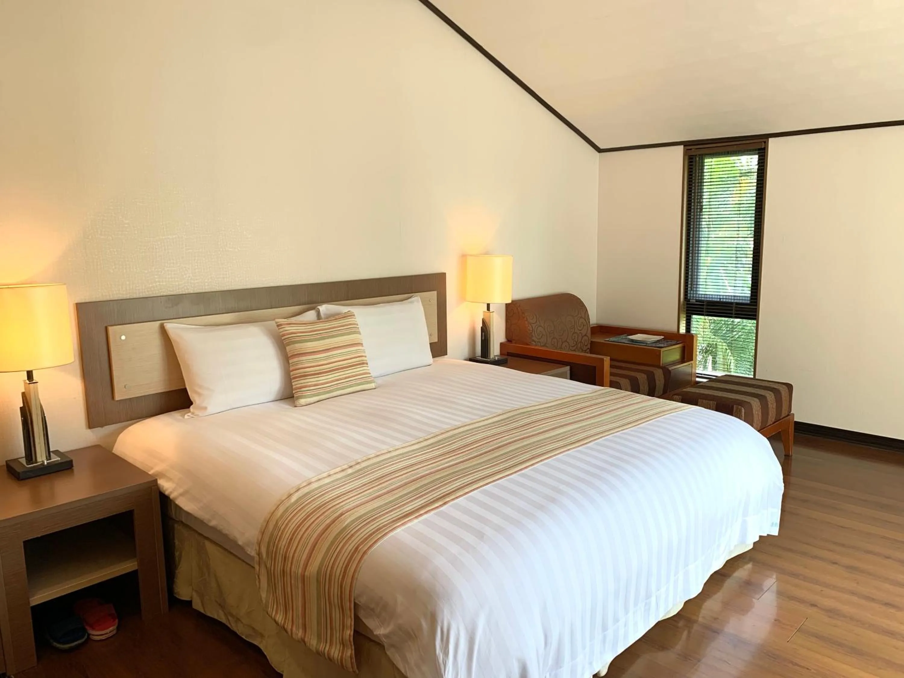 Photo of the whole room, Bed in Kanazawa House