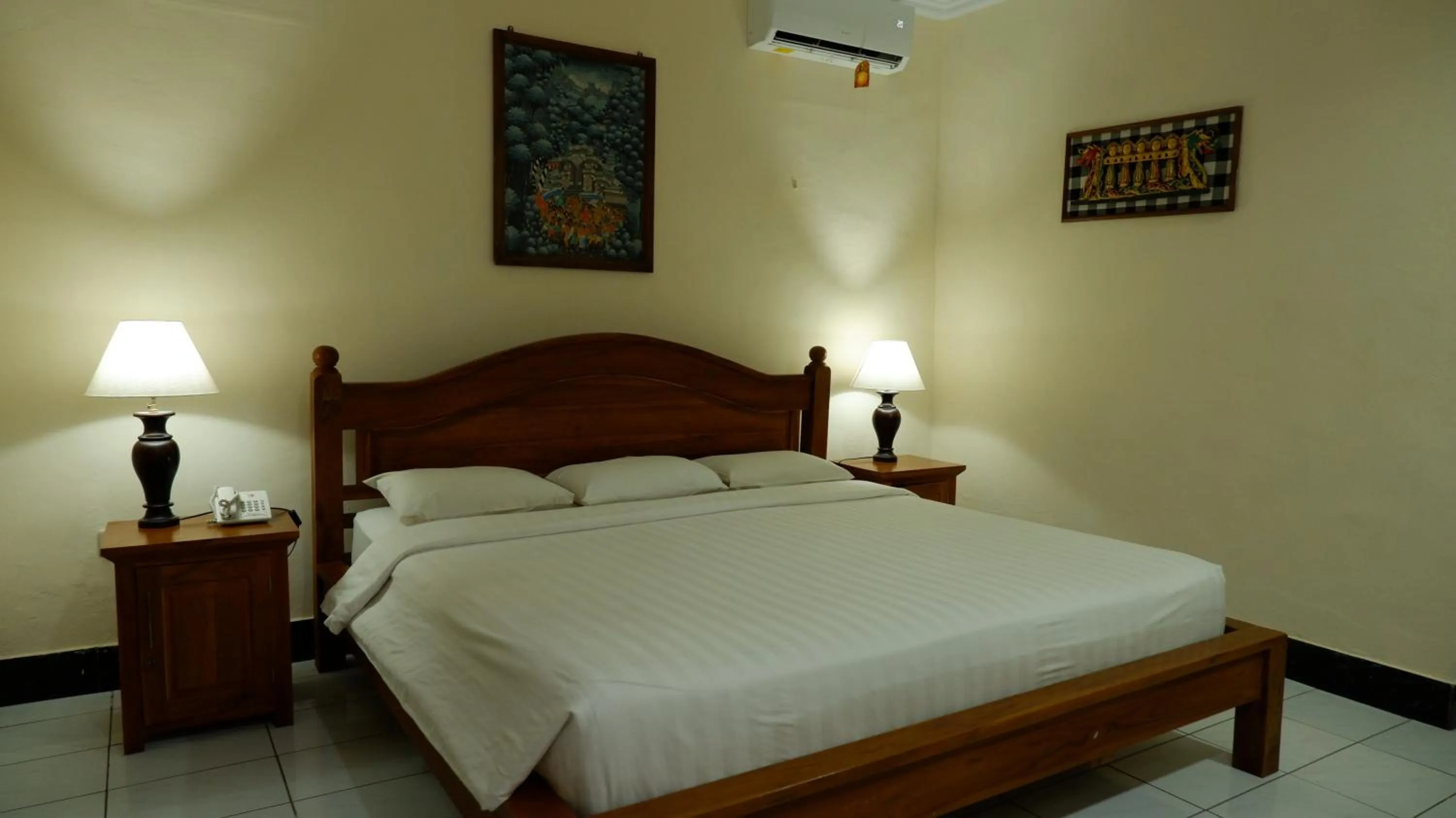 Bedroom, Bed in Swastika Bungalows