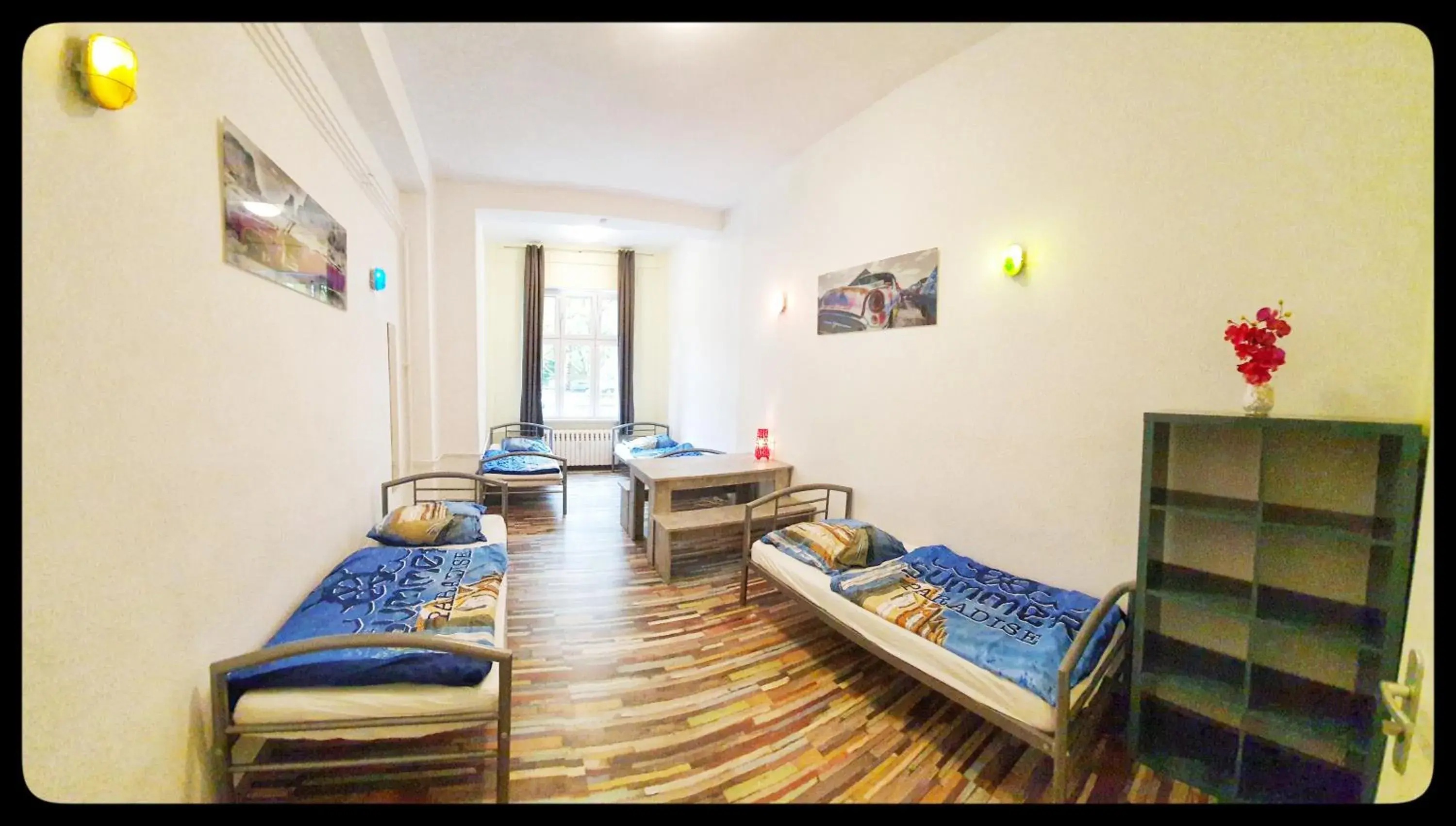 Quadruple Room with Bathroom in Hostel 199 Quadruple Room with Bathroom in Hostel 199