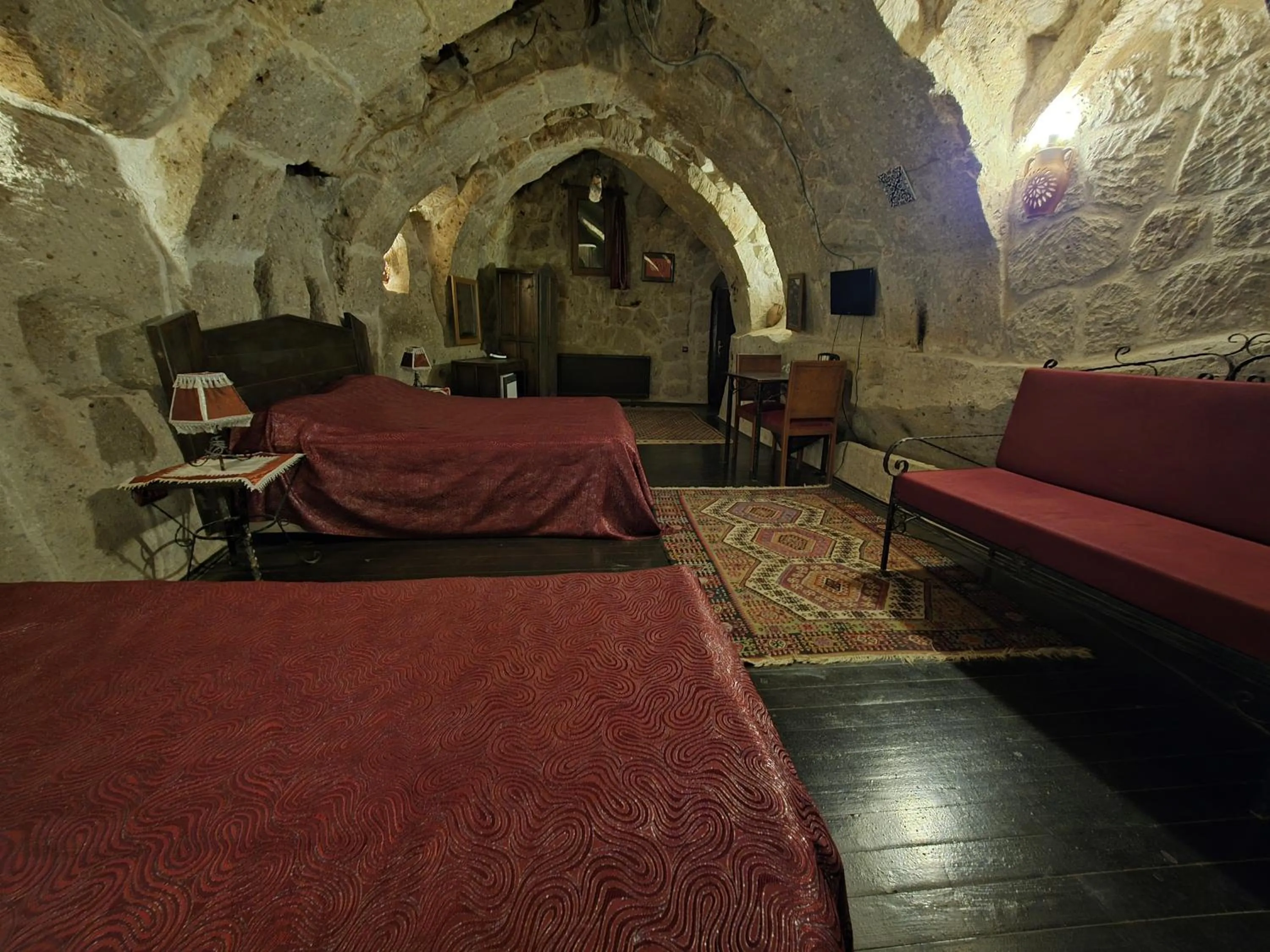 Photo of the whole room in Karamanli Konagi