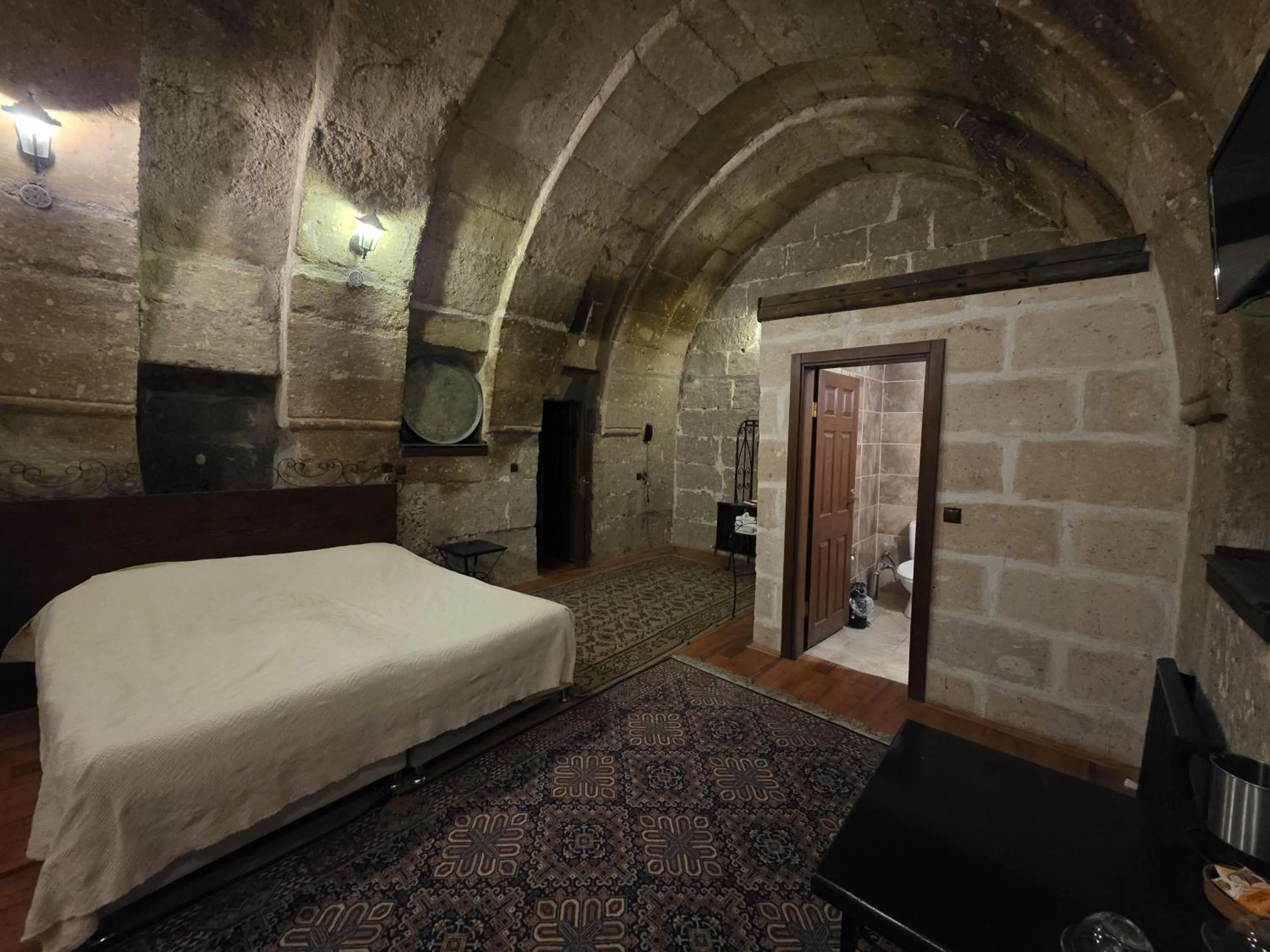 Photo of the whole room, Bed in Karamanli Konagi