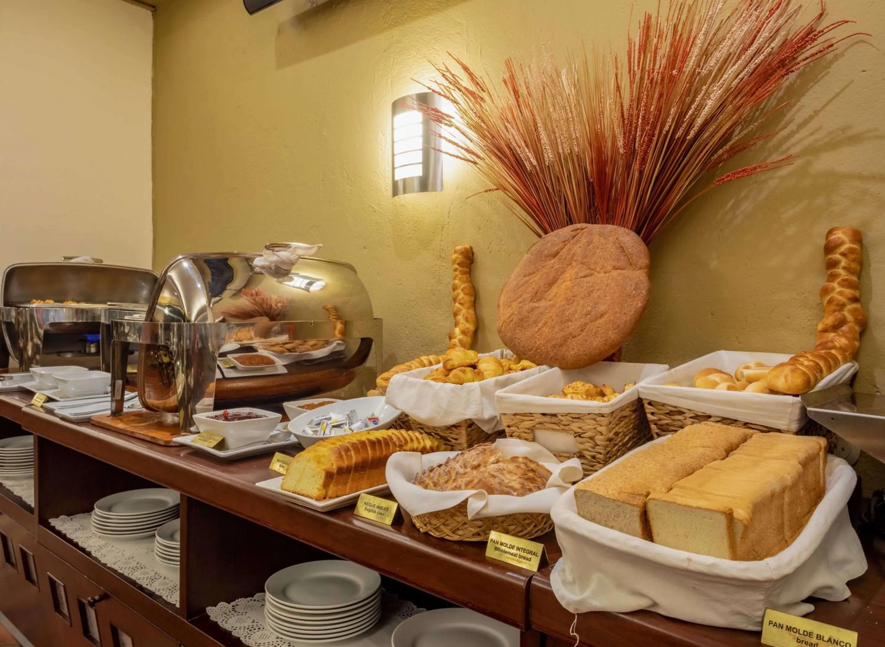 Restaurant/places to eat in Sonesta Posadas del Inca Puno