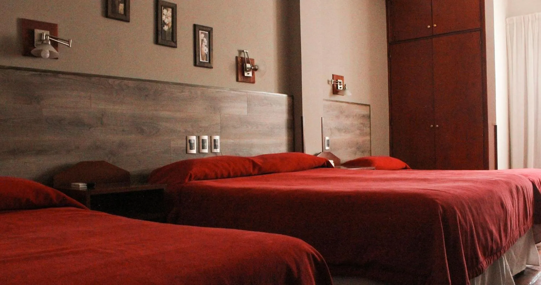 Photo of the whole room, Bed in Hotel Los Sauces