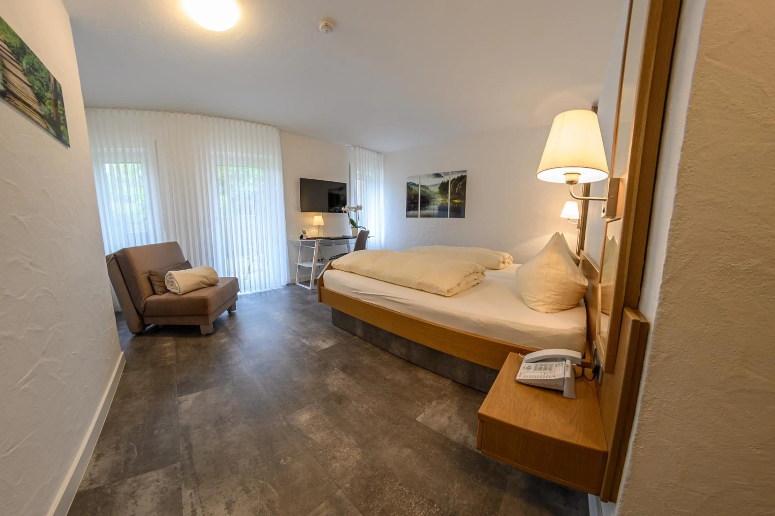 Bed in Hotel- Restaurant Zum Schwan