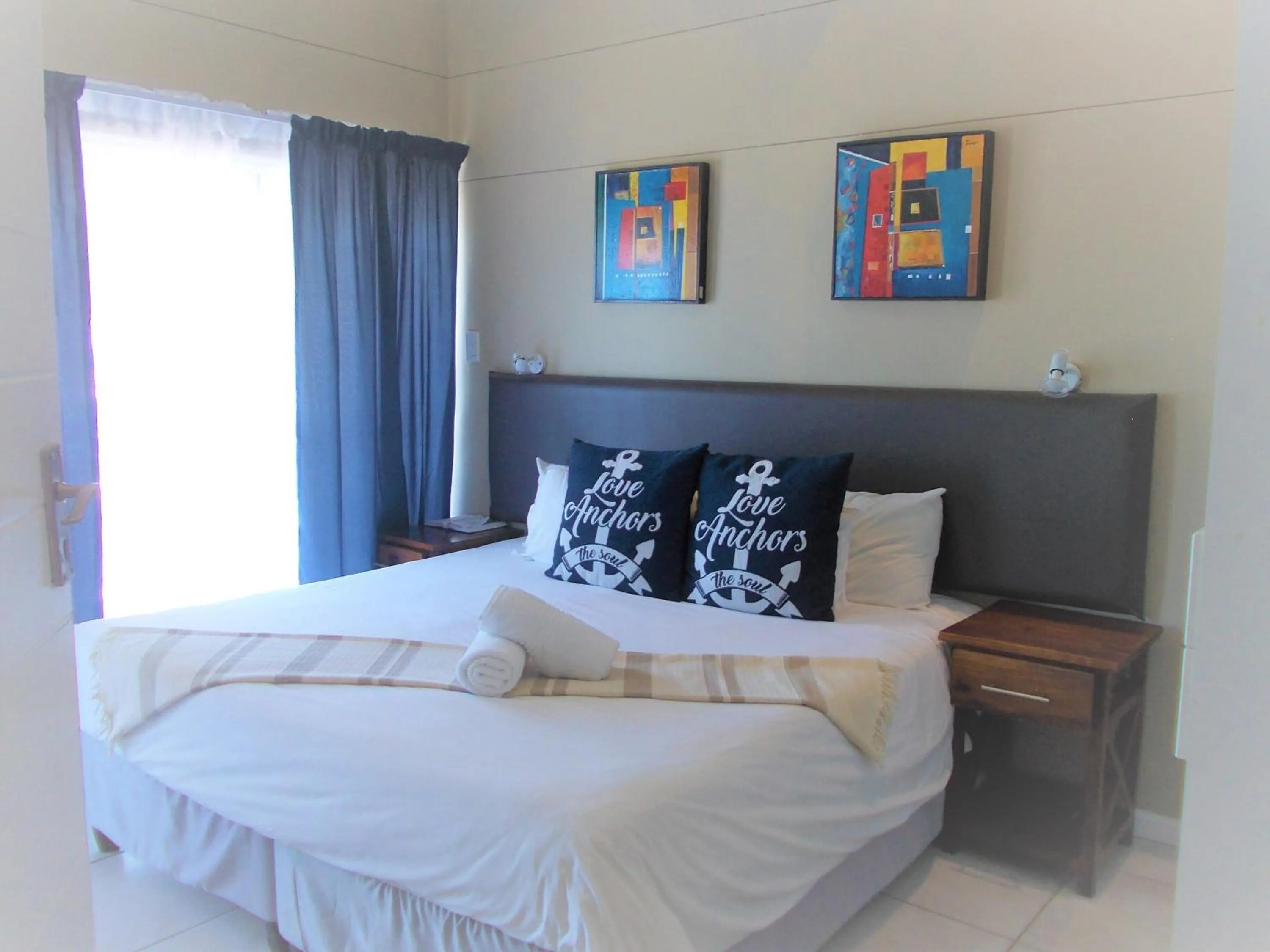 Bed in Point Village Hotel and Self Catering