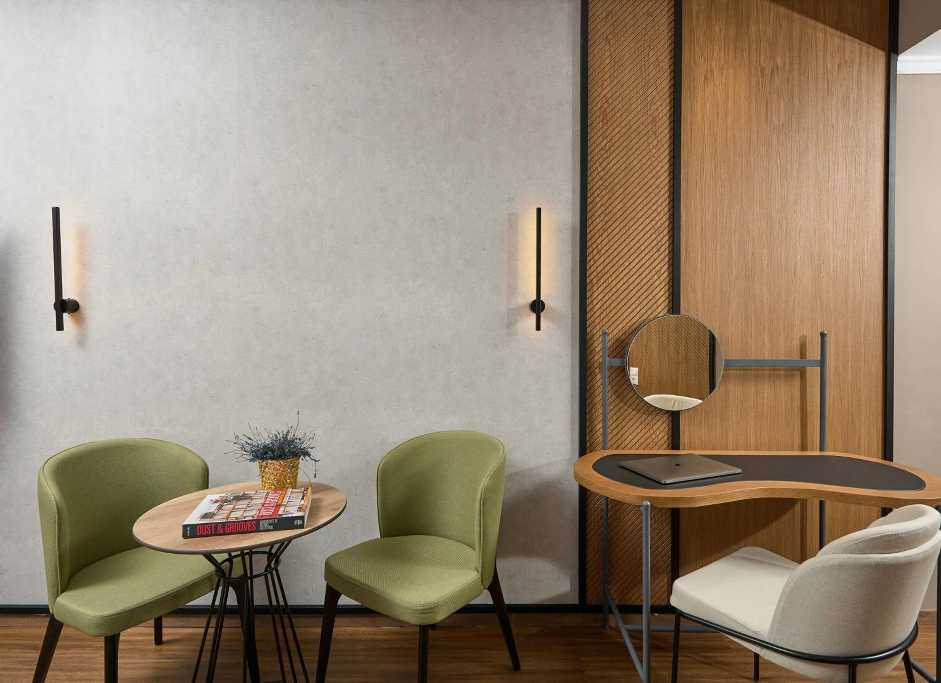 Living room in Royal Hotel Thessaloniki