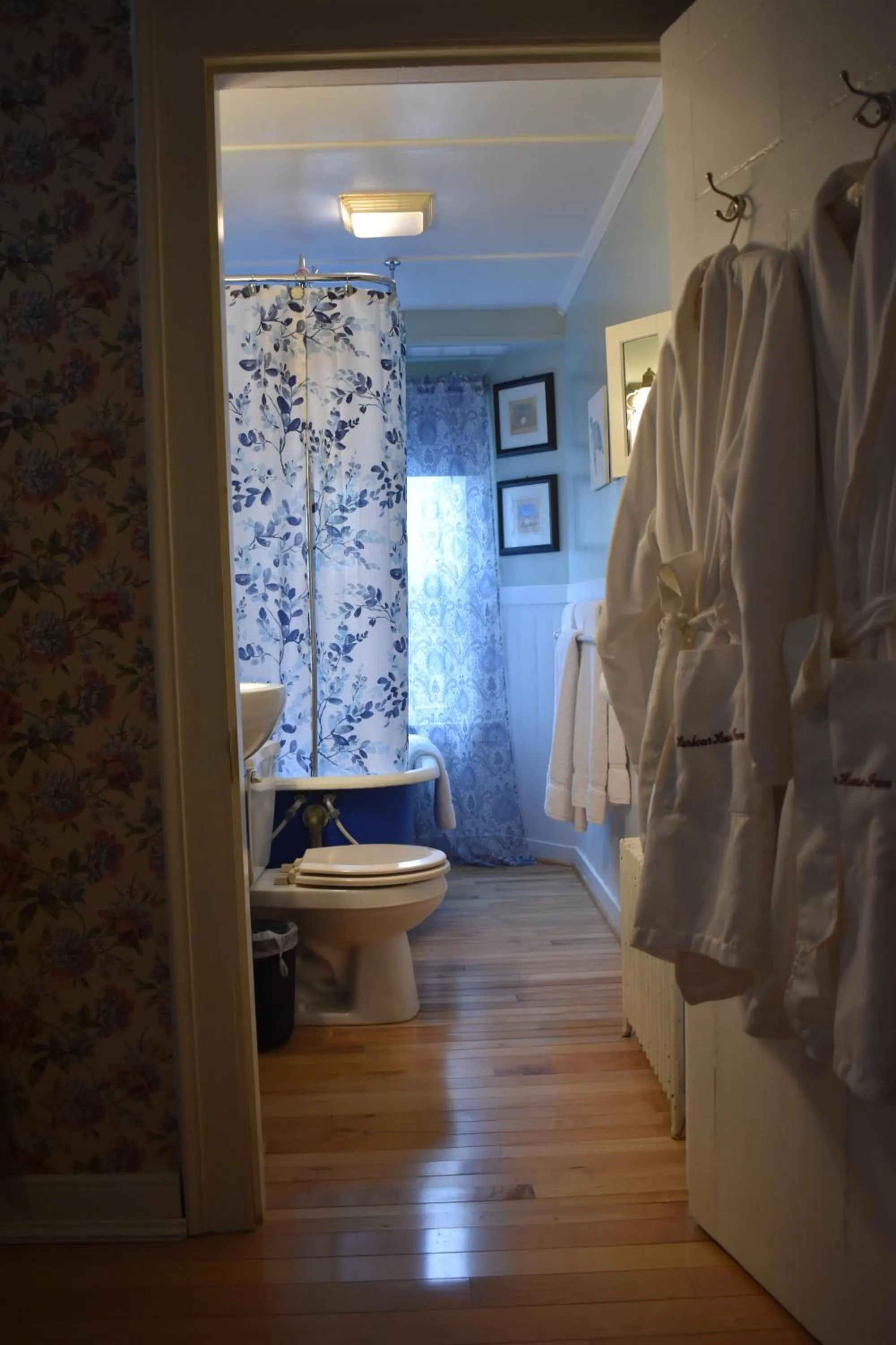 Harbour House Inn B&B