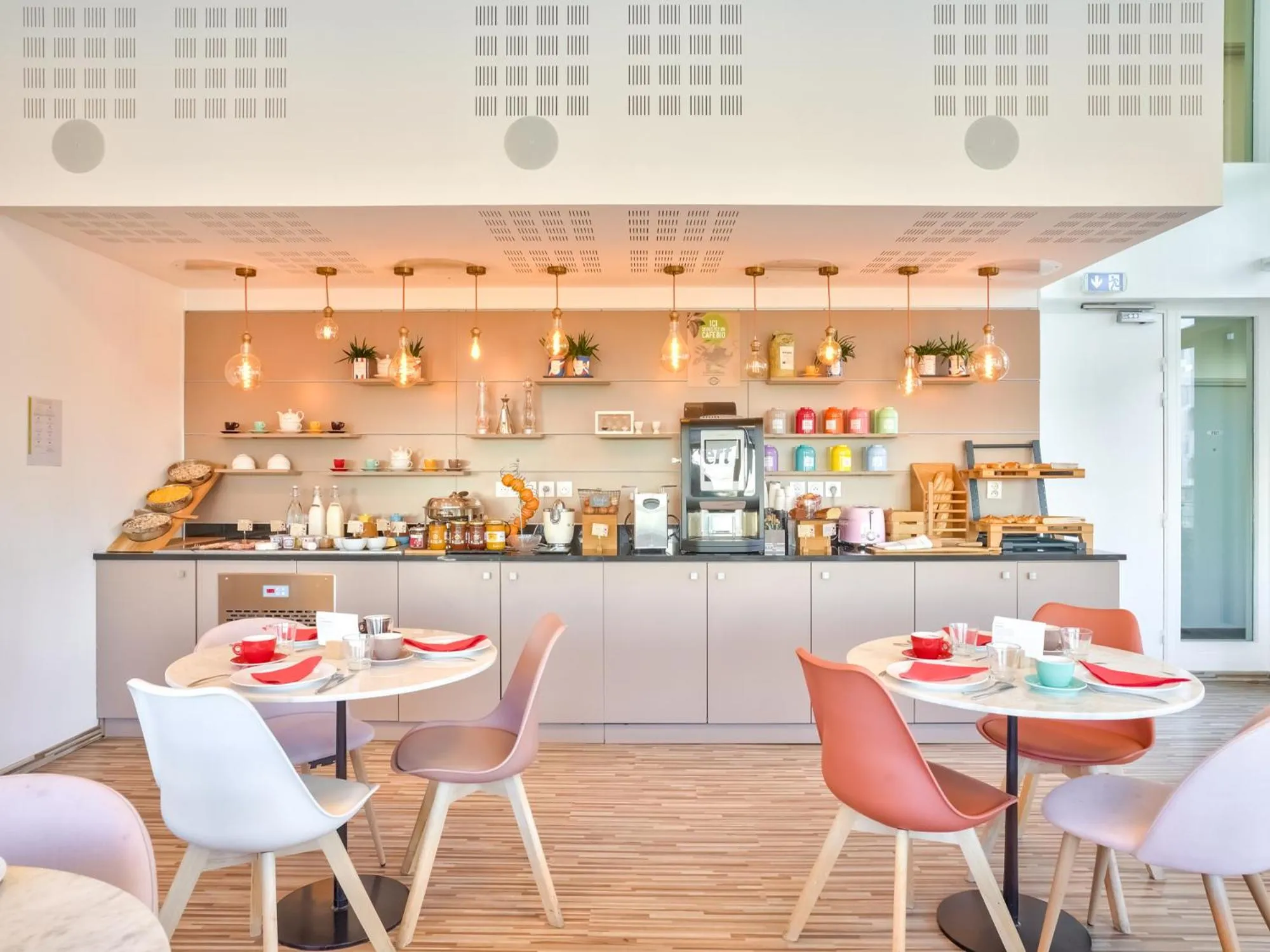 Breakfast in Séjours & Affaires Paris-Vitry