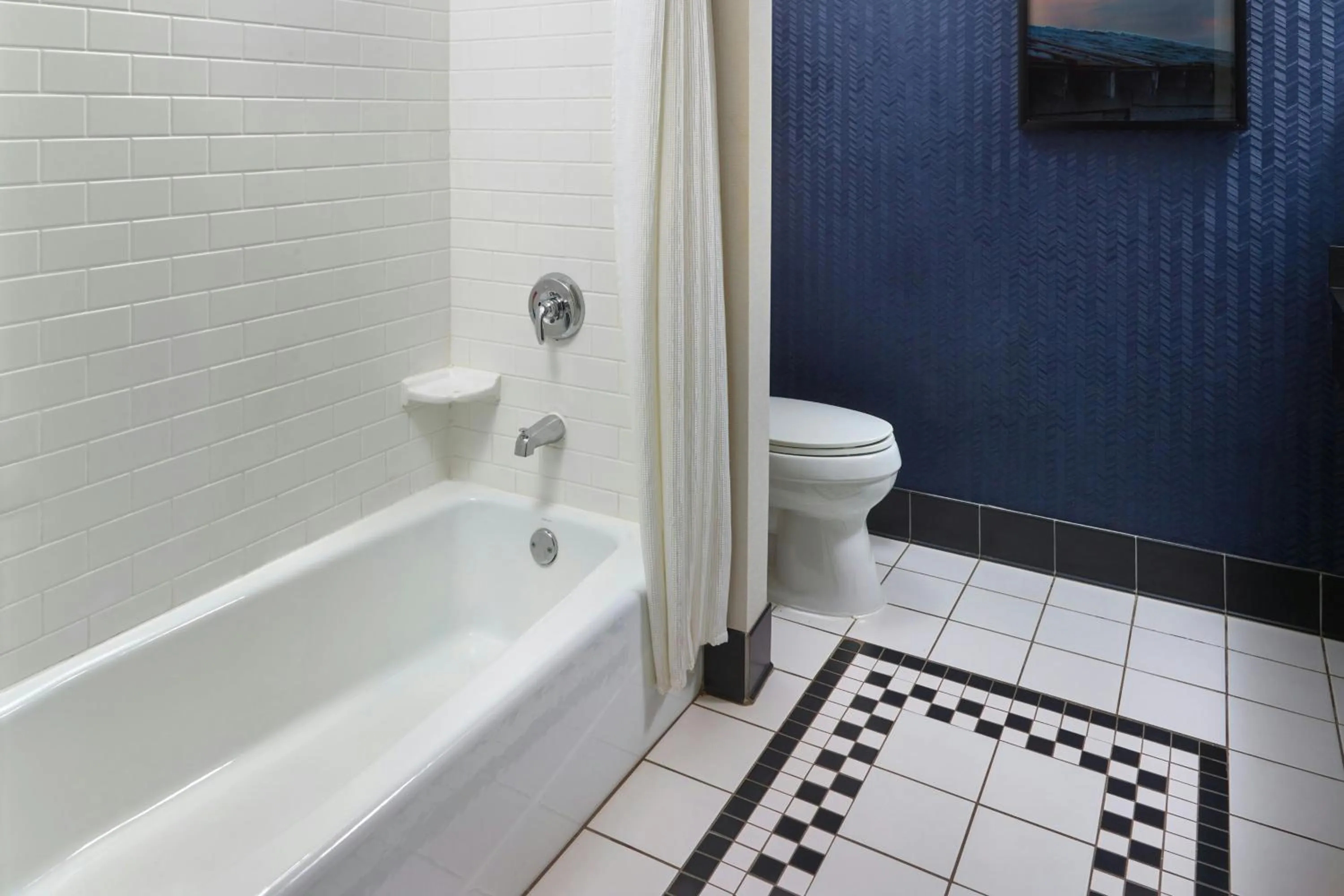 Bathroom in Fairfield Inn & Suites by Marriott Commerce