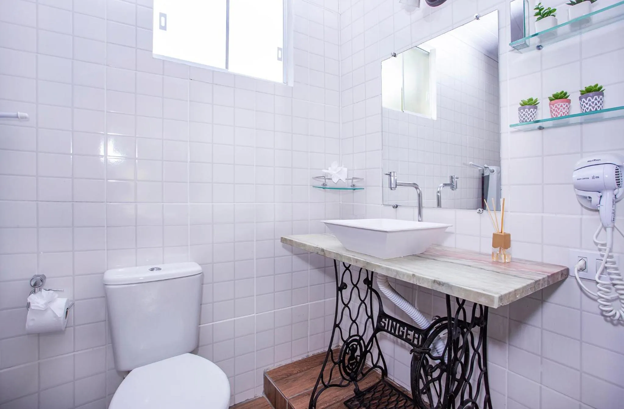 Shower in Pousada Recanto da Villa