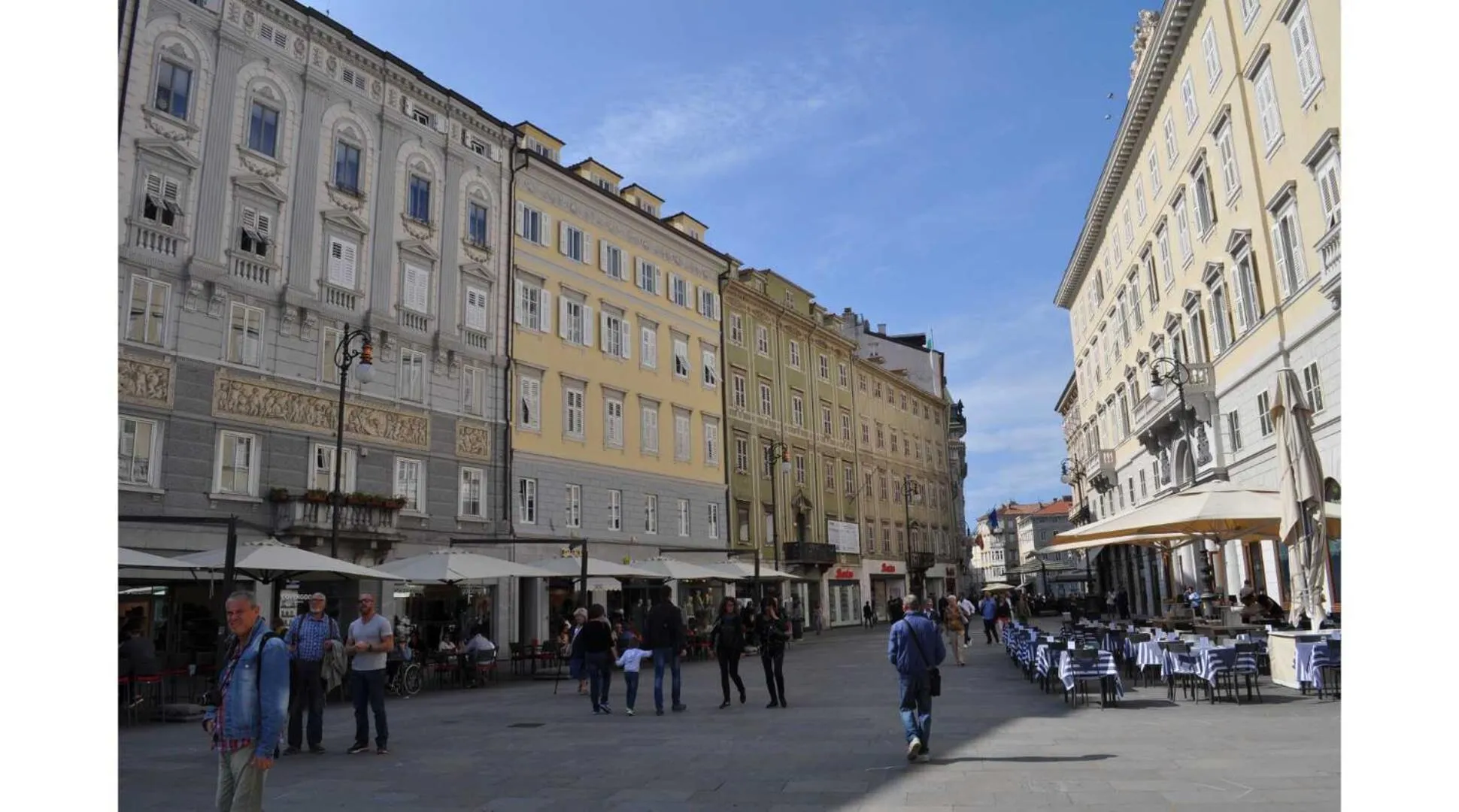 Property building in UNICA nel cuore storico di Trieste