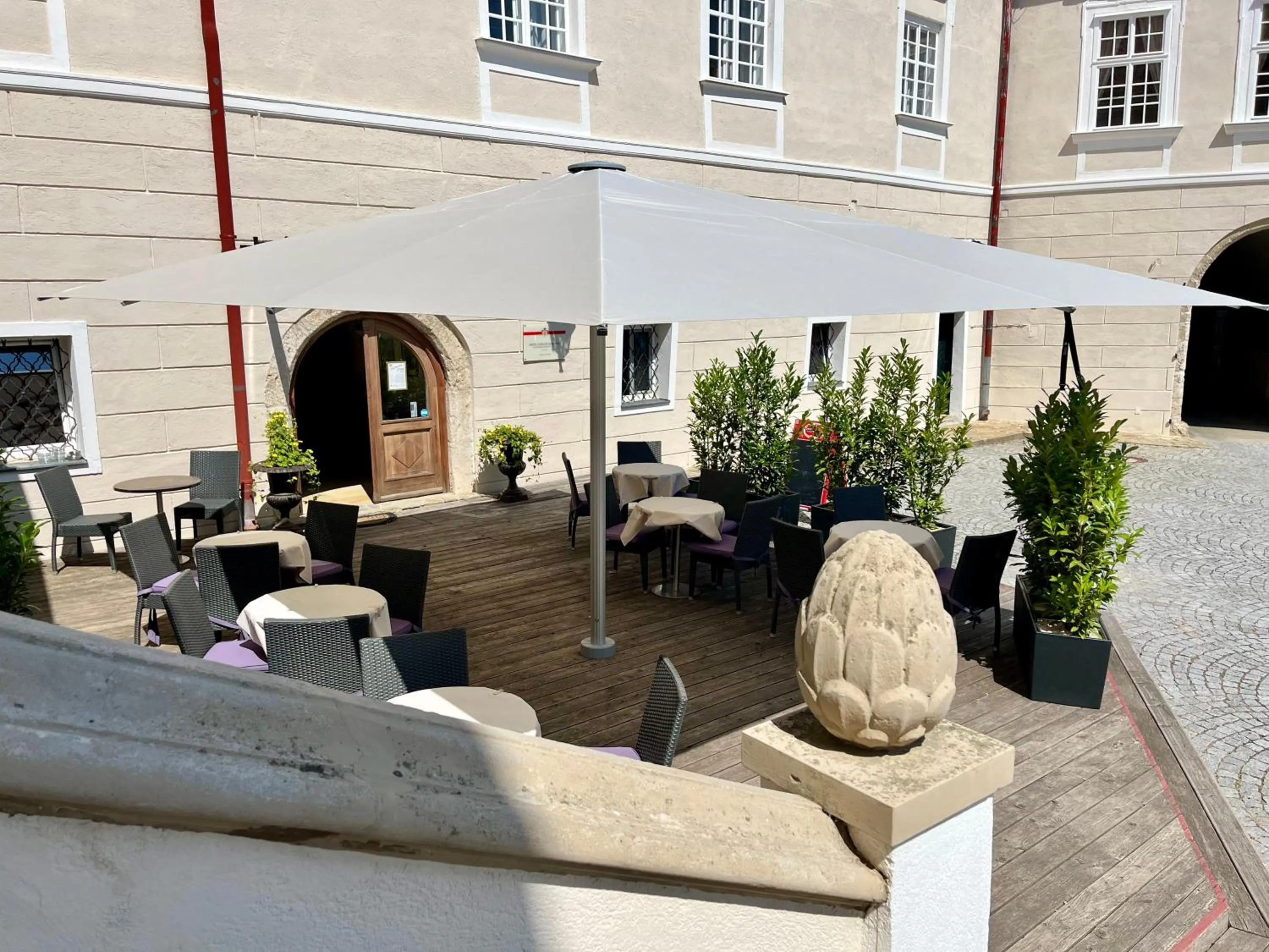 Patio in Schlosshotel Mailberg