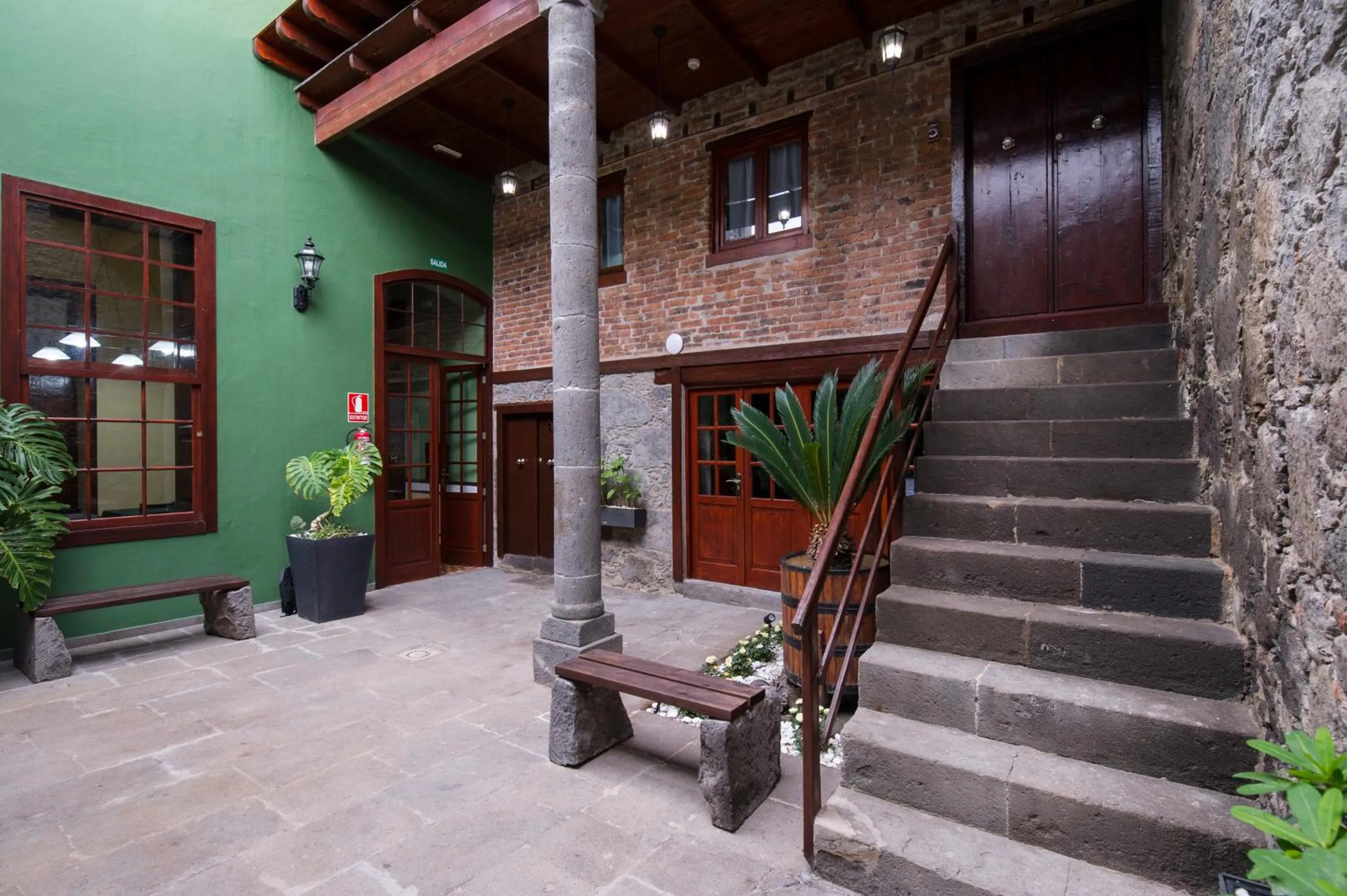 Photo of the whole room in Hotel Emblemático Arucas