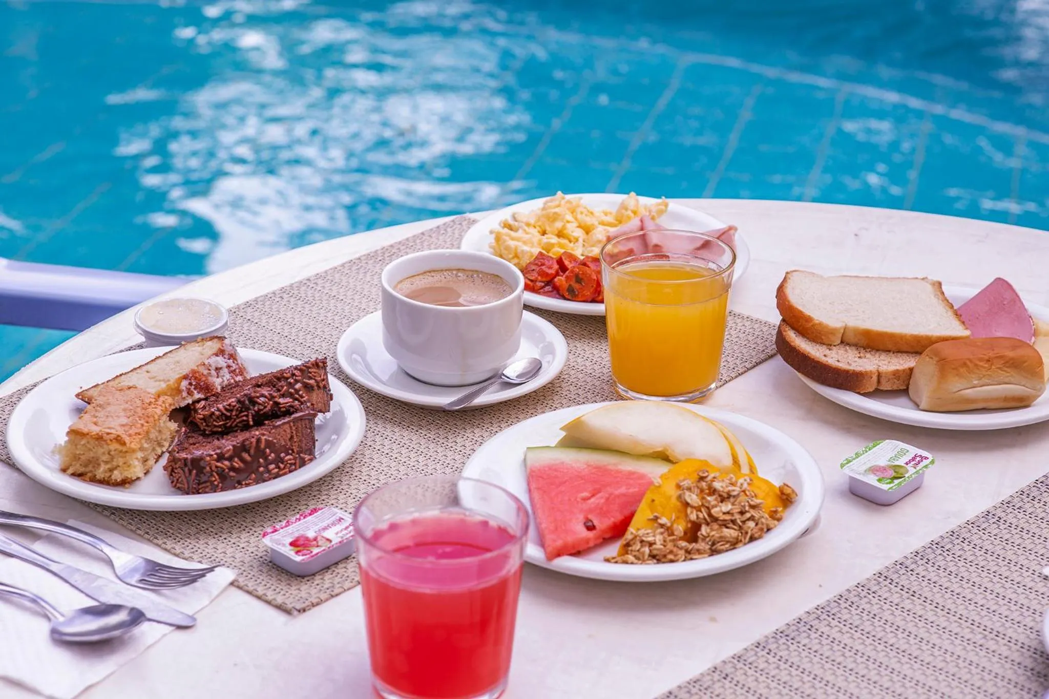 Swimming pool in Hotel Alemão Beach de Ilhabela