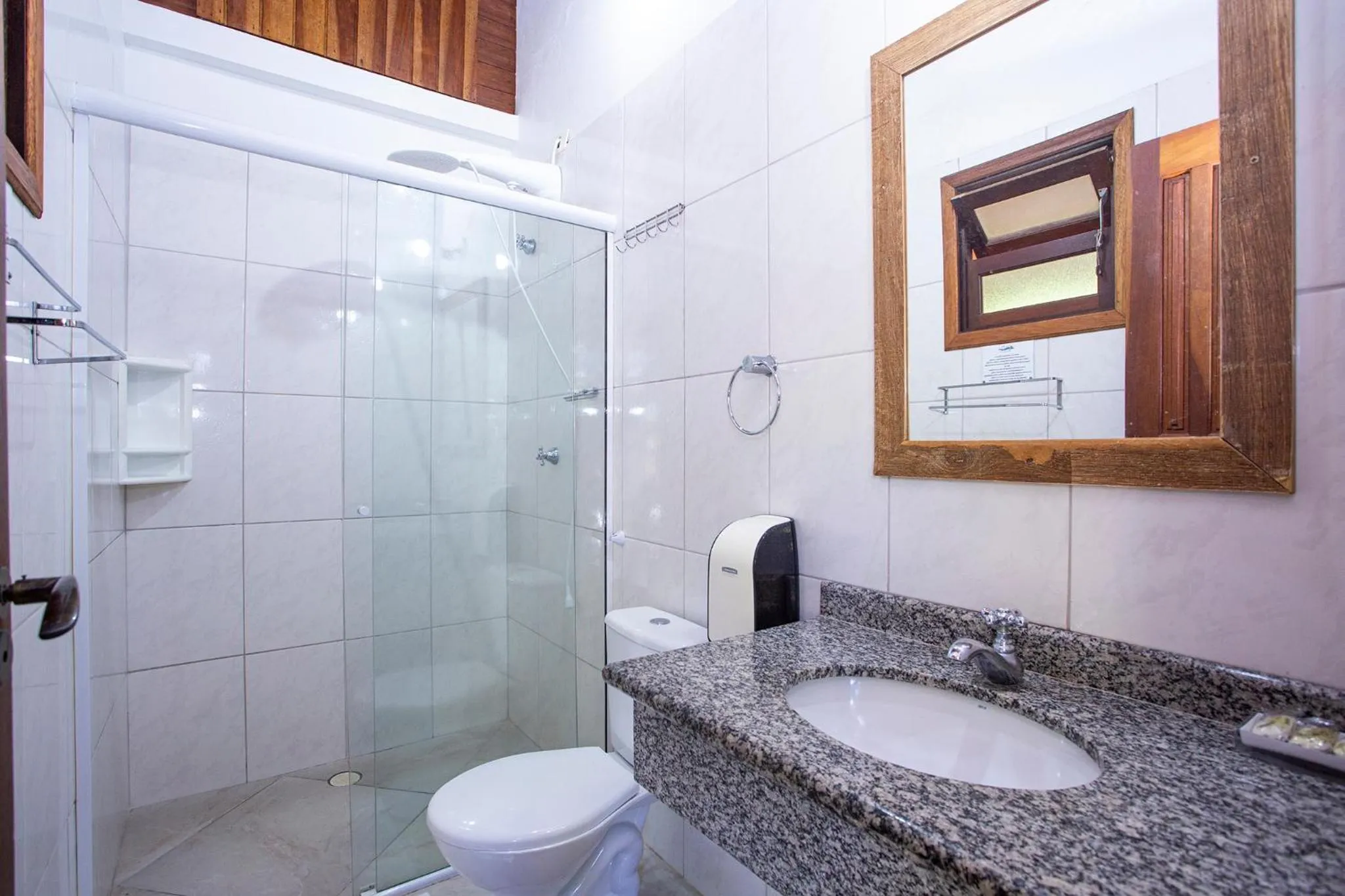 Bathroom in Hotel Alemão Beach de Ilhabela
