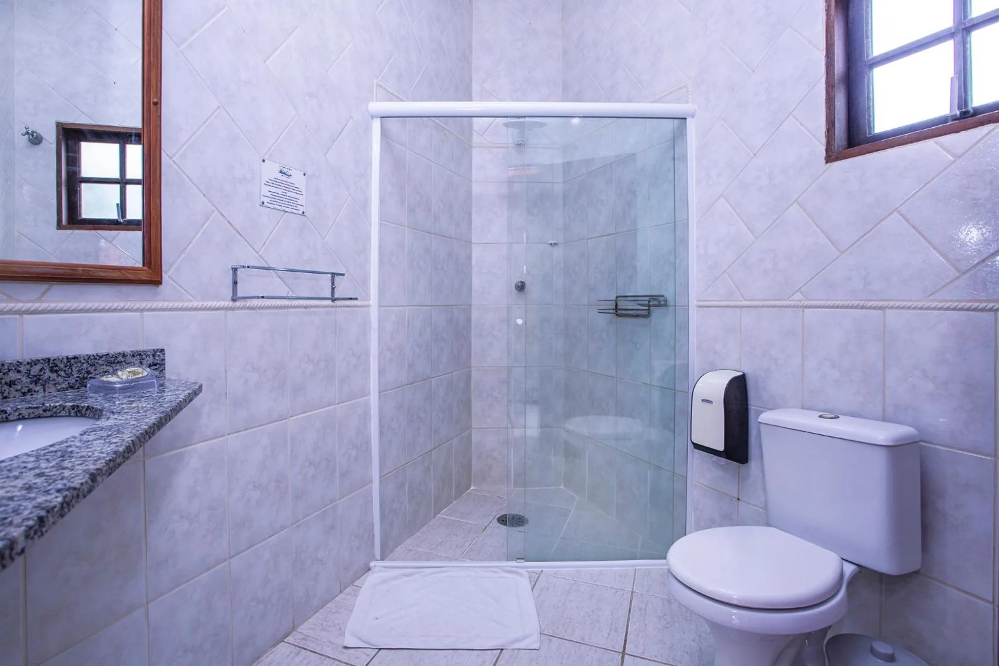 Shower in Hotel Alemão Beach de Ilhabela