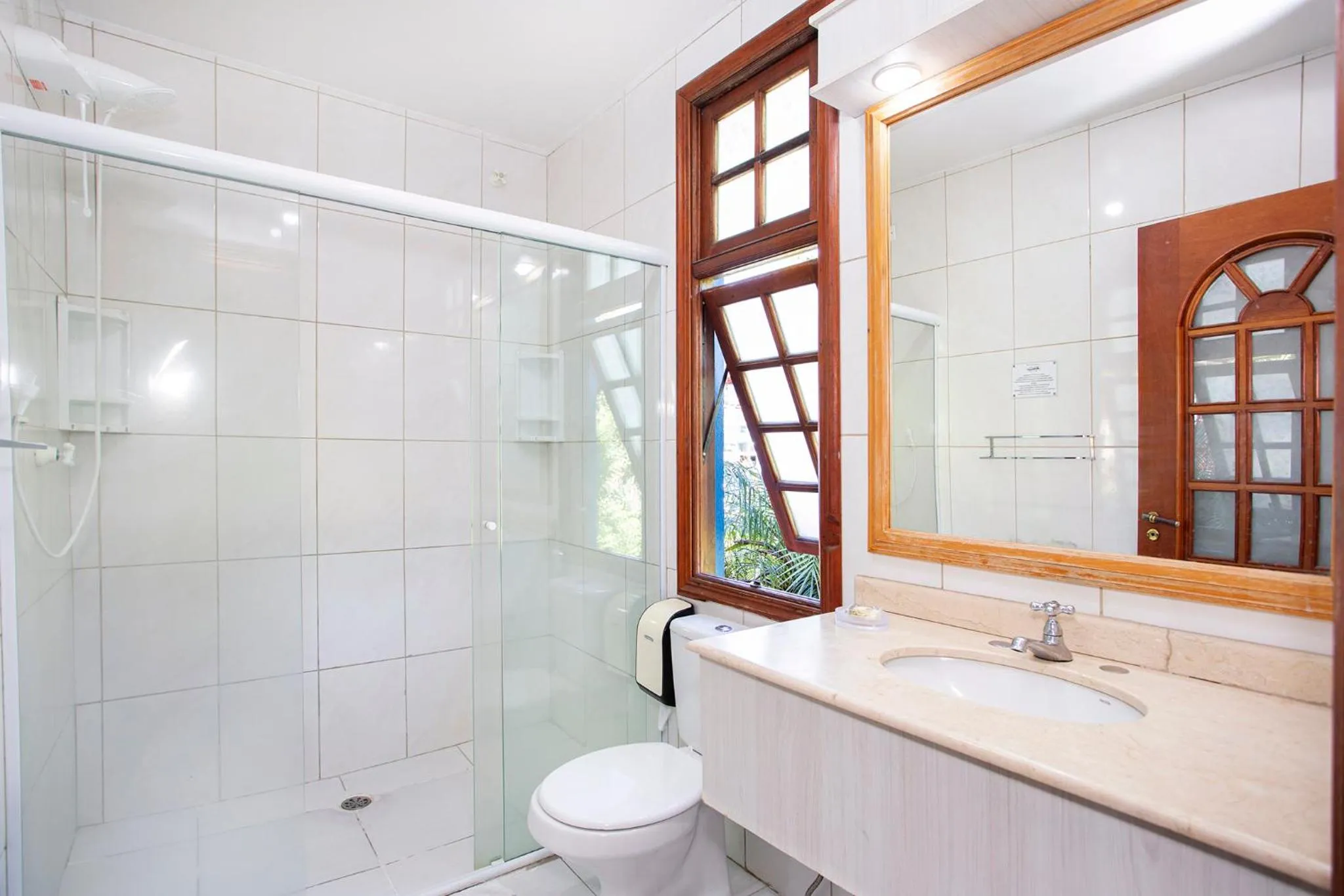 Bathroom in Hotel Alemão Beach de Ilhabela