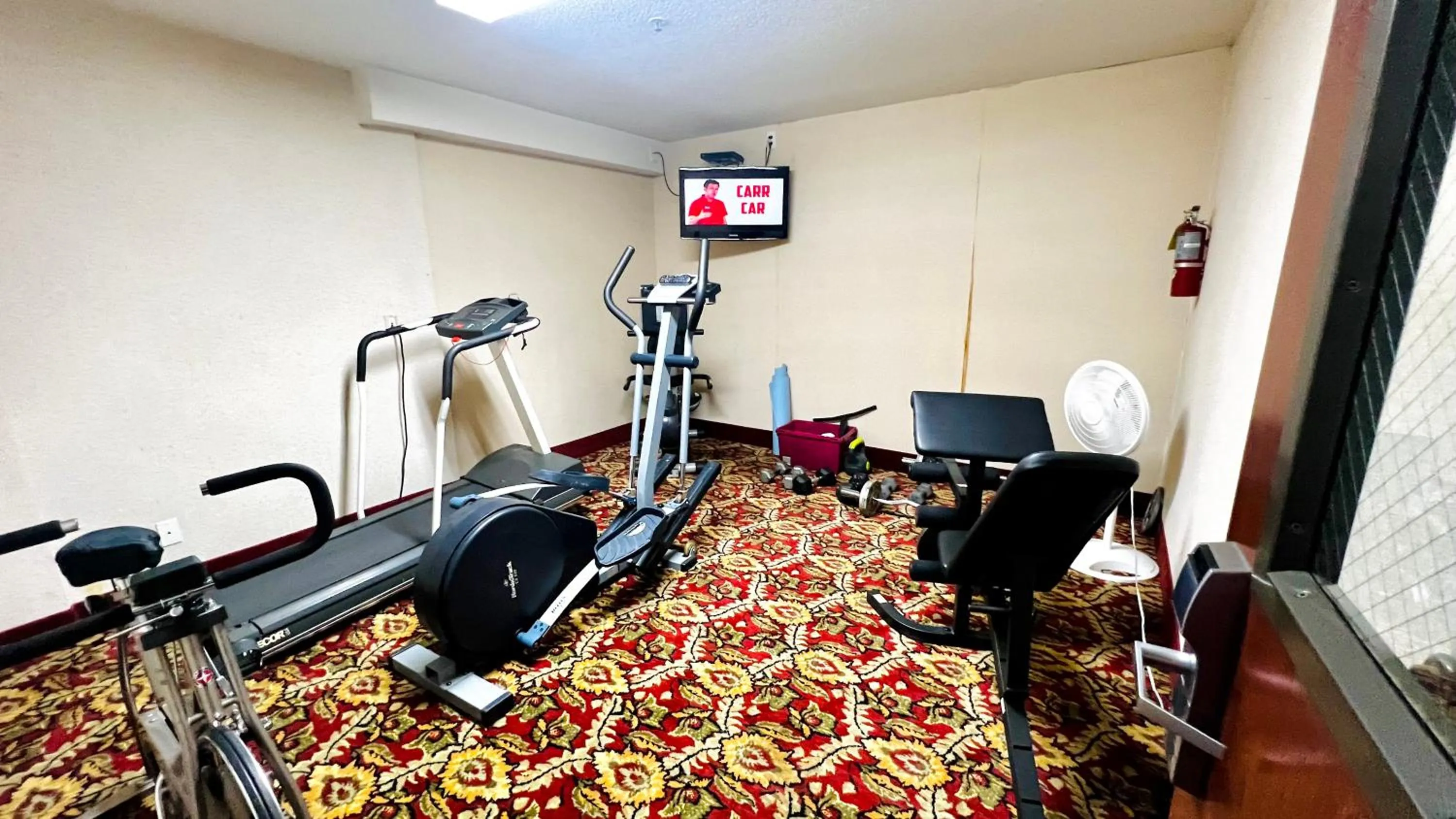 Fitness centre/facilities in Suites Portland OR- I-5 OHSU