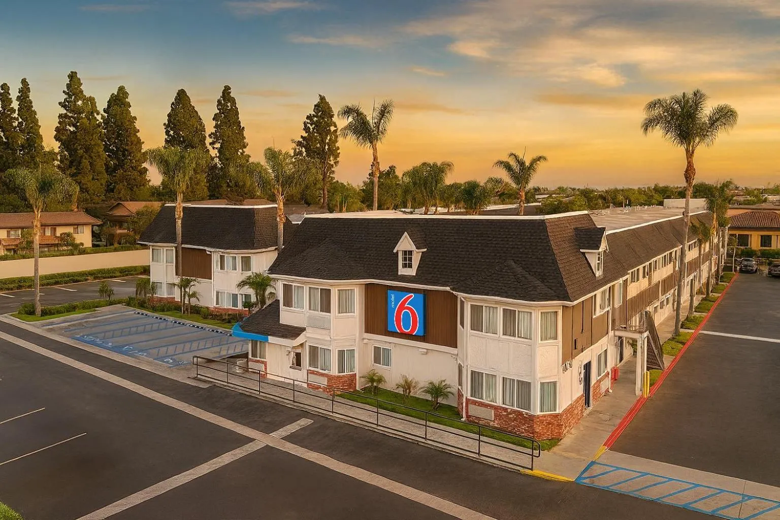 Property building in Motel 6-Westminster, CA - North