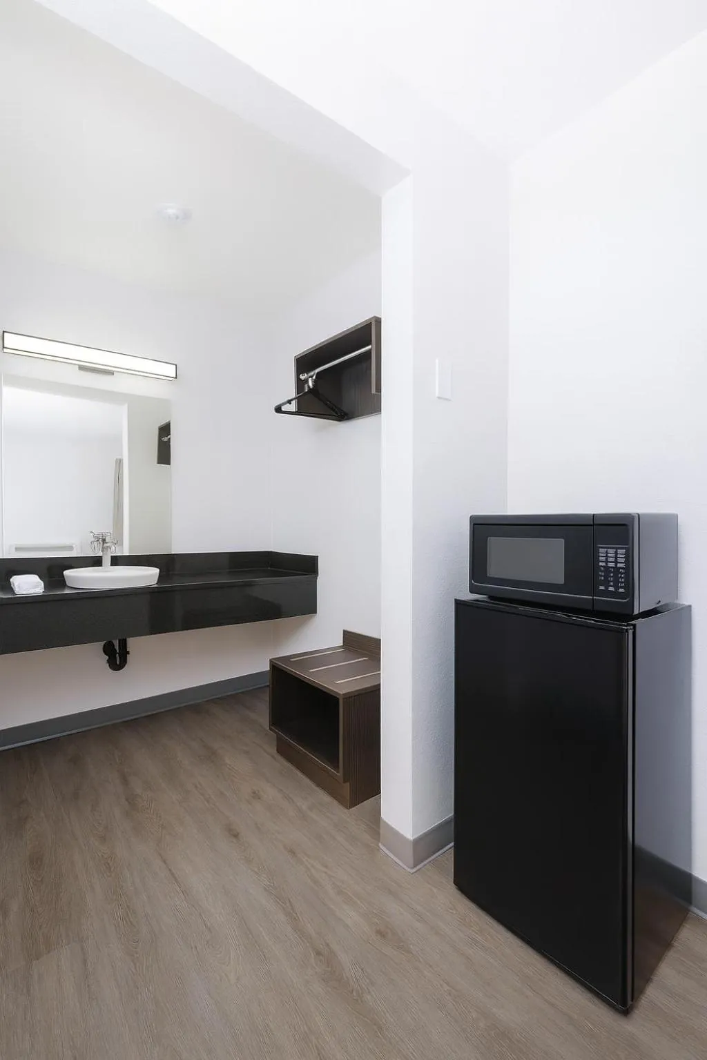 Bedroom in Motel 6-Westminster, CA - North